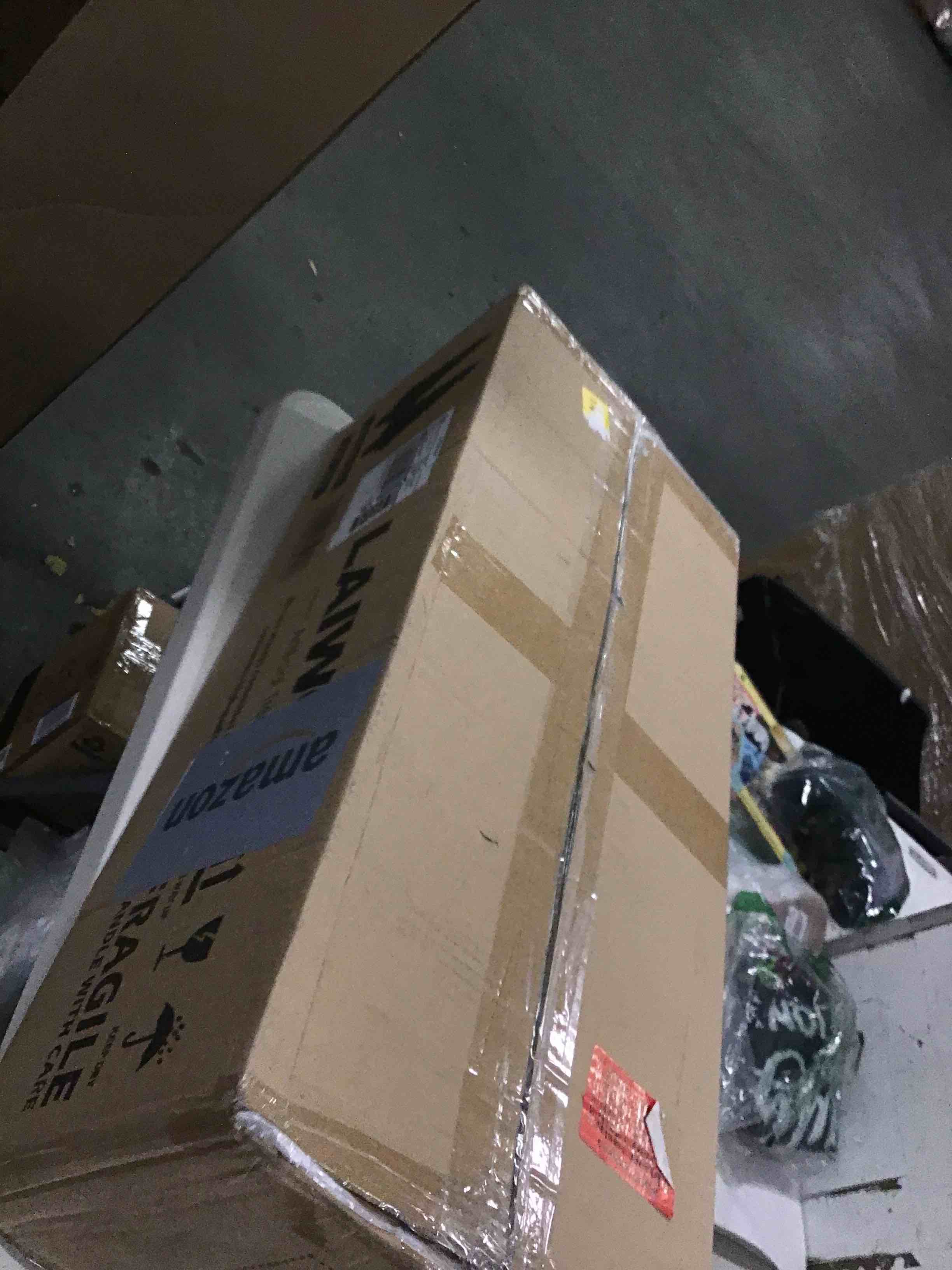 https://s3.amazonaws.com/lotting-images-prod/bidfta/PNK0481991_1729078305693.jpeg