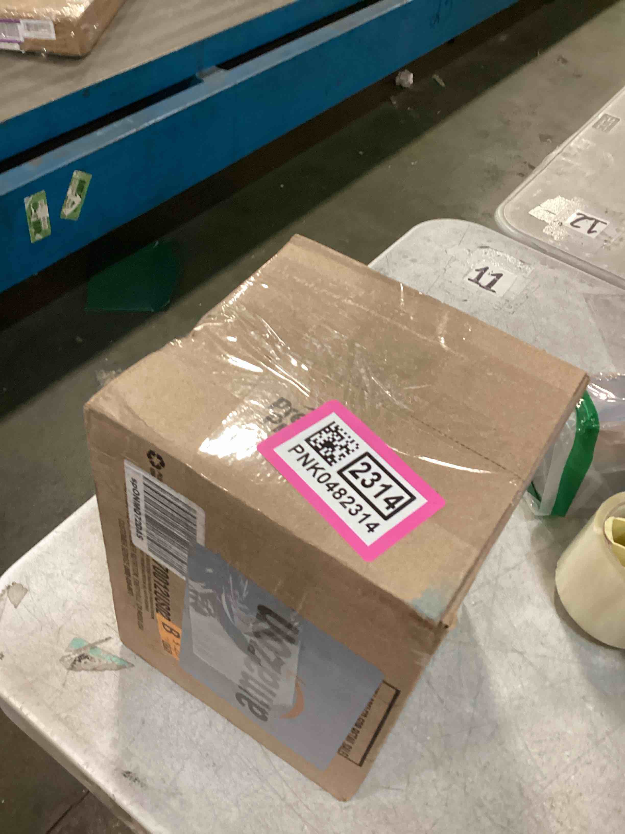 https://s3.amazonaws.com/lotting-images-prod/bidfta/PNK0482314_1730907659303.jpeg