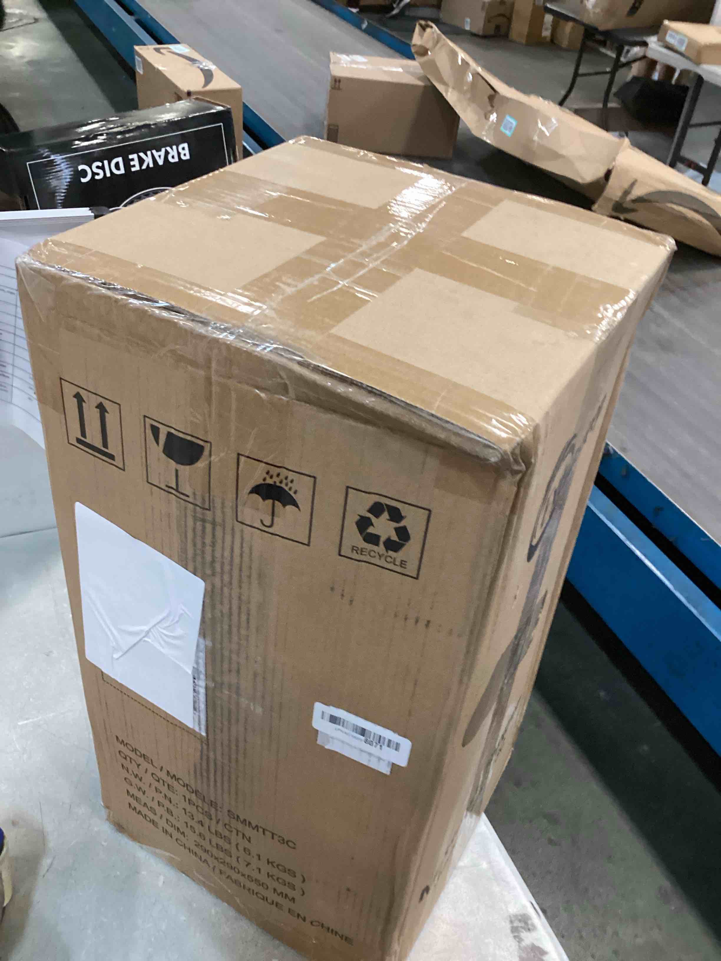https://s3.amazonaws.com/lotting-images-prod/bidfta/PNK0482554_1730822098245.jpeg