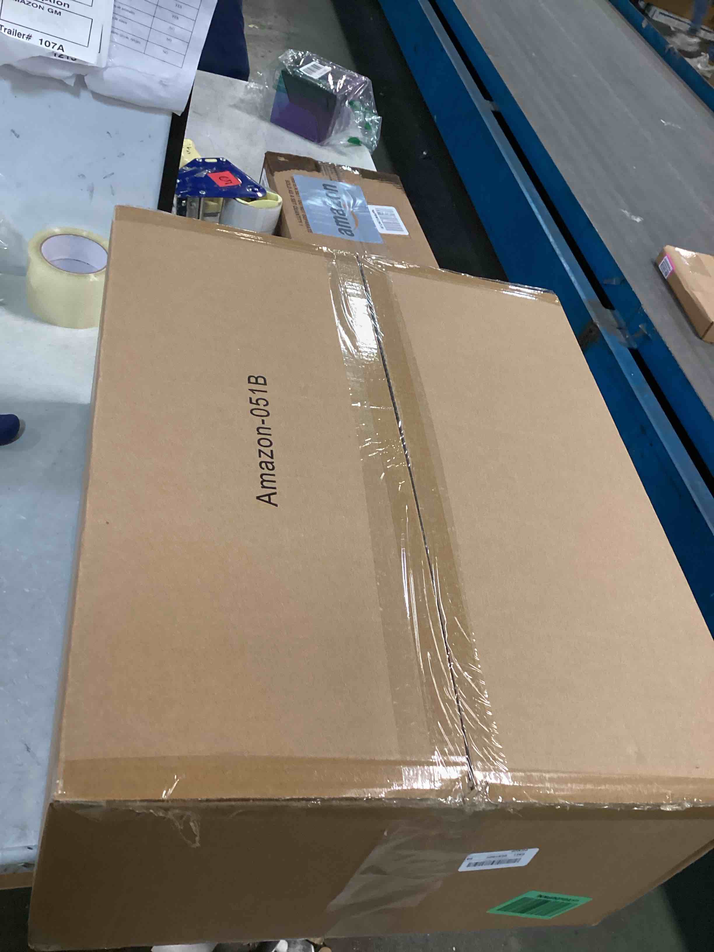 https://s3.amazonaws.com/lotting-images-prod/bidfta/PNK0483624_1730310805243.jpeg