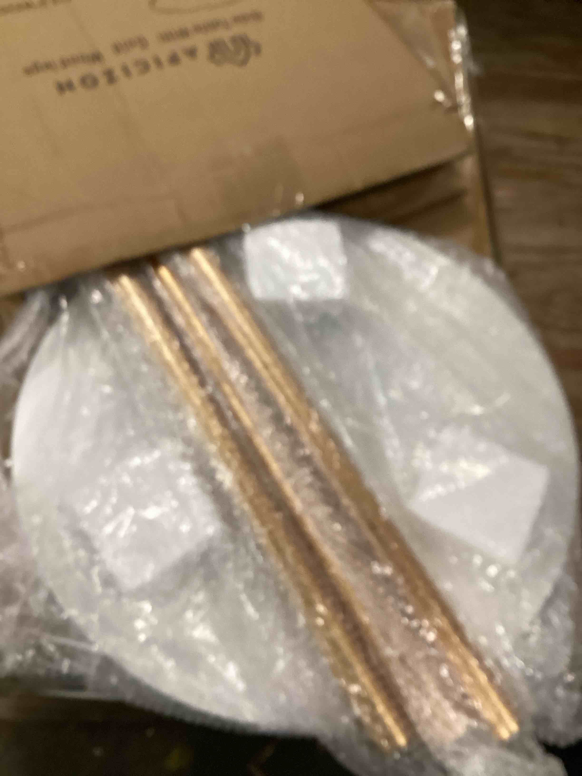 https://s3.amazonaws.com/lotting-images-prod/bidfta/PNK0484186_1730990956446.jpeg