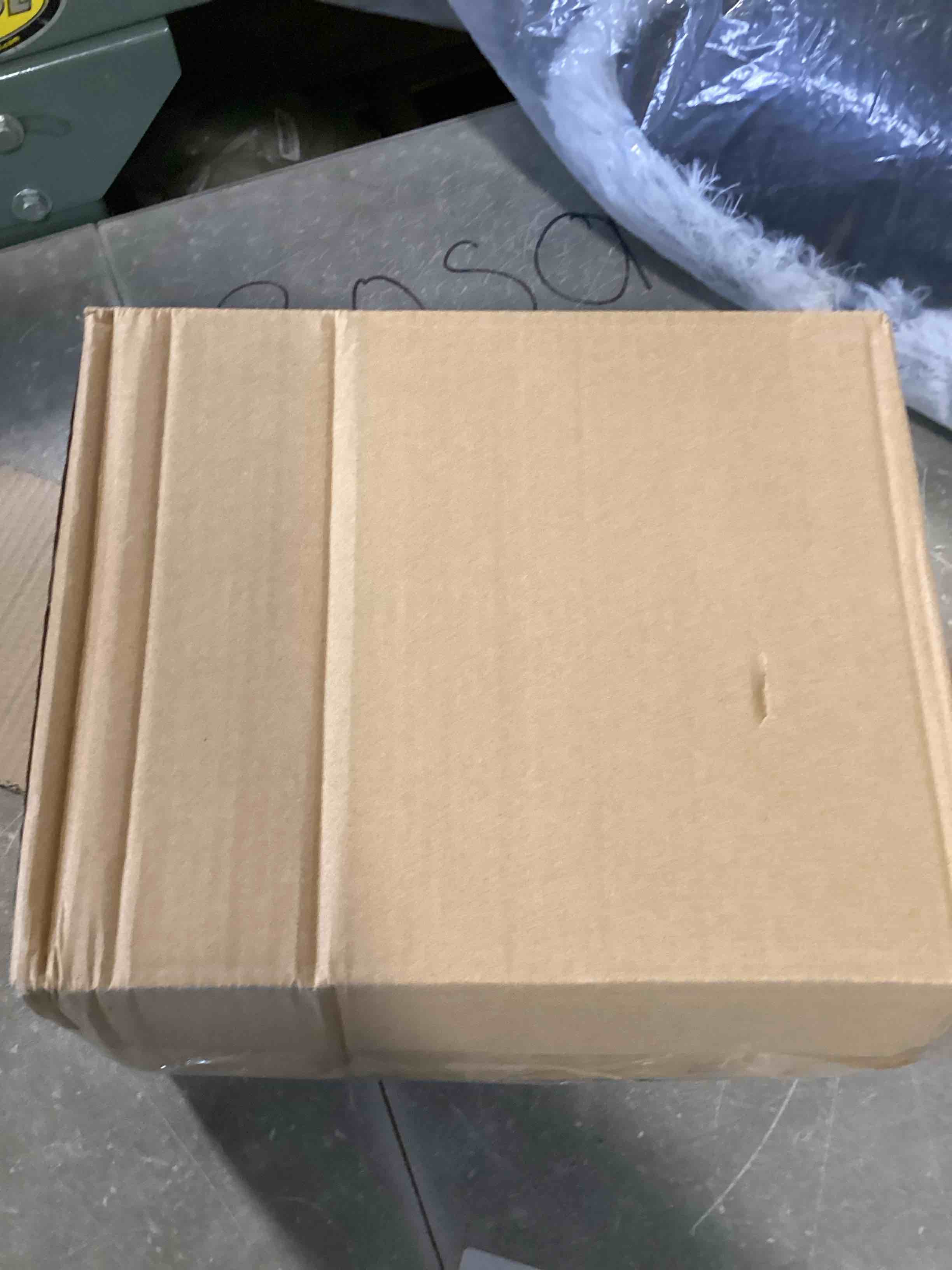 https://s3.amazonaws.com/lotting-images-prod/bidfta/PNK0486973_1730392622989.jpeg