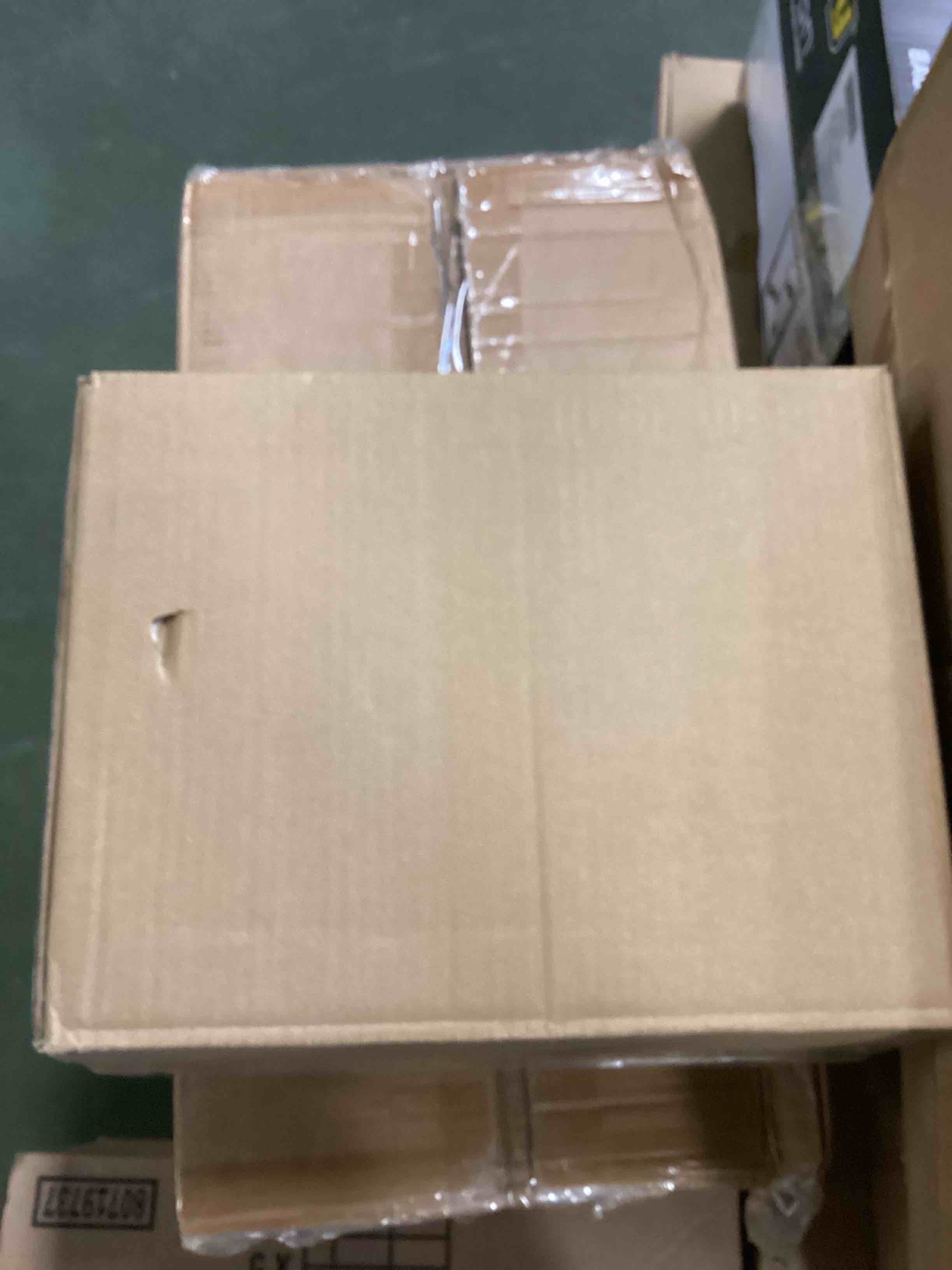 https://s3.amazonaws.com/lotting-images-prod/bidfta/PNK0487026_1730401562711.jpeg