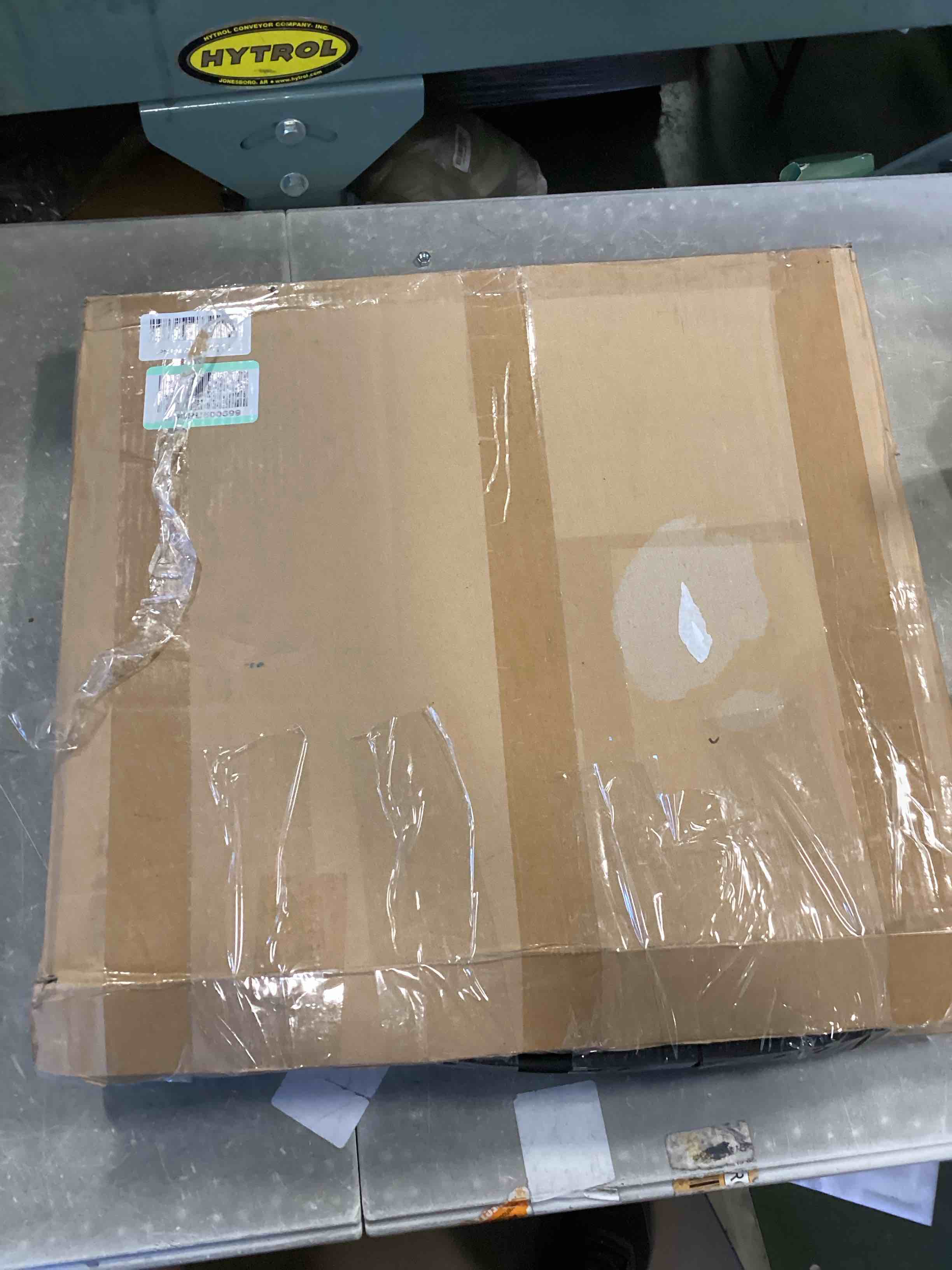 https://s3.amazonaws.com/lotting-images-prod/bidfta/PNK0487084_1730467634422.jpeg
