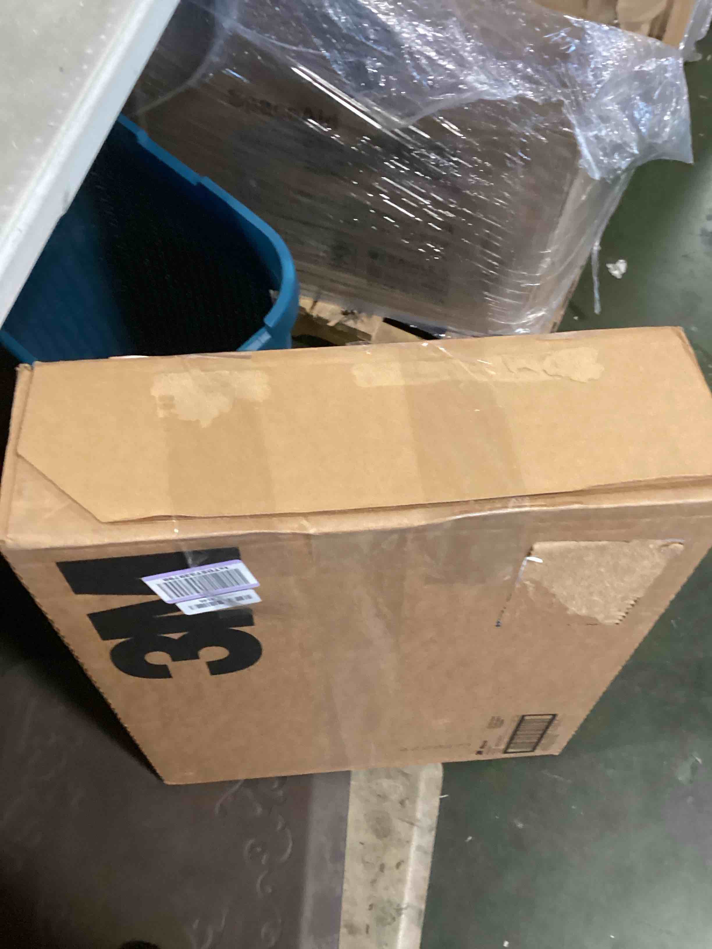 https://s3.amazonaws.com/lotting-images-prod/bidfta/PNK0487212_1730809315906.jpeg