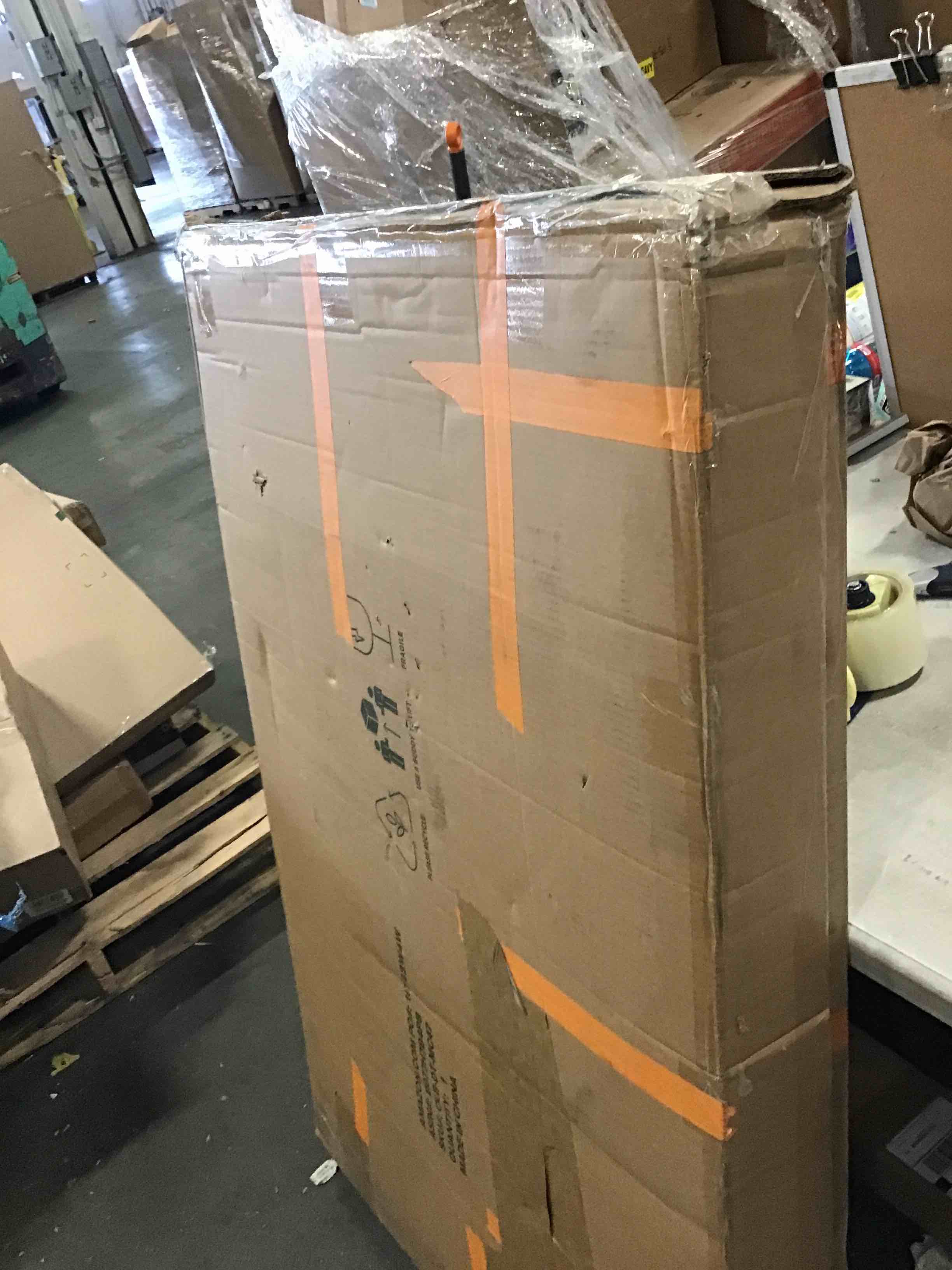 https://s3.amazonaws.com/lotting-images-prod/bidfta/PNK0488520_1730300387801.jpeg