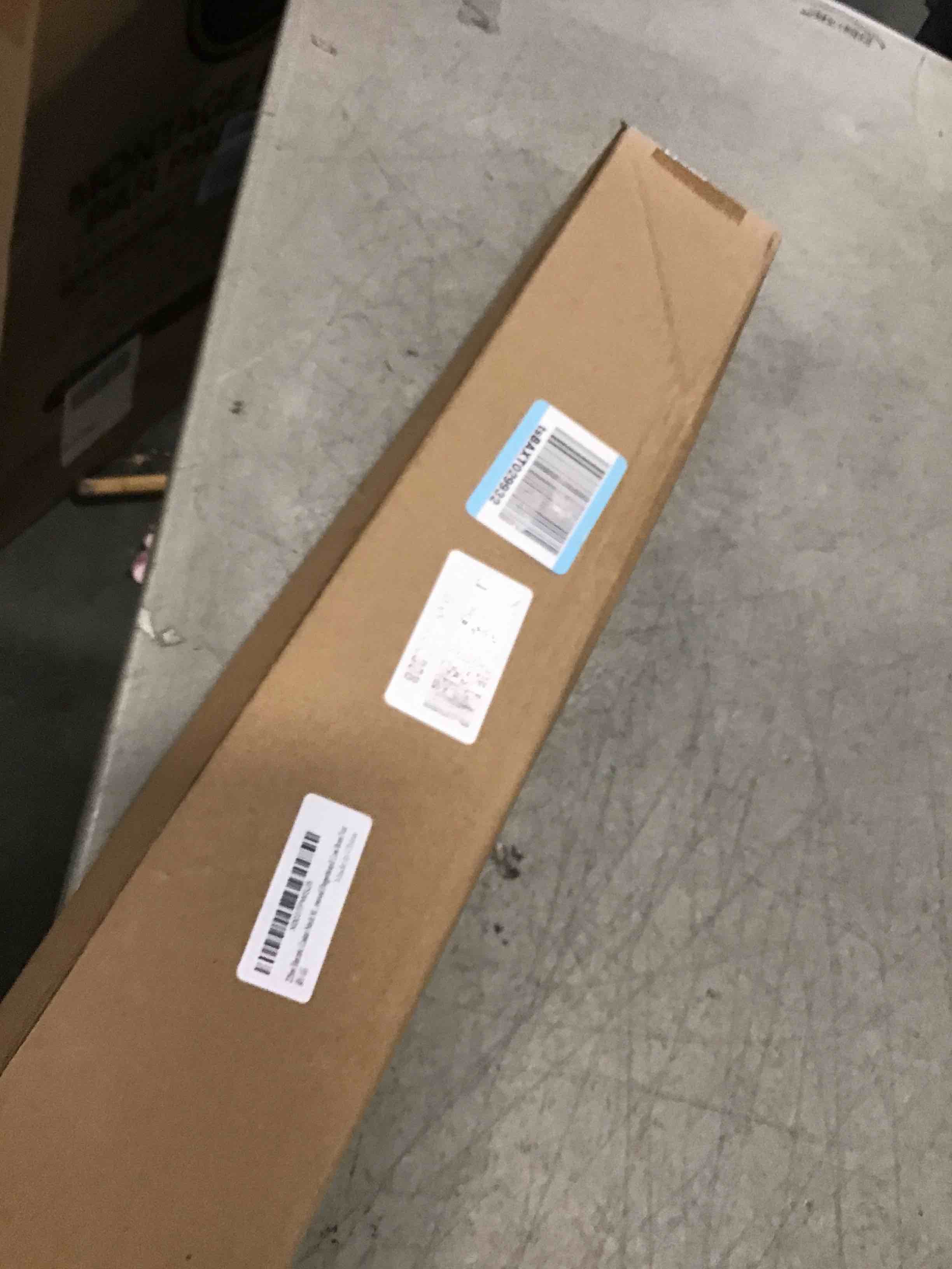 https://s3.amazonaws.com/lotting-images-prod/bidfta/PNK0488893_1730218799768.jpeg