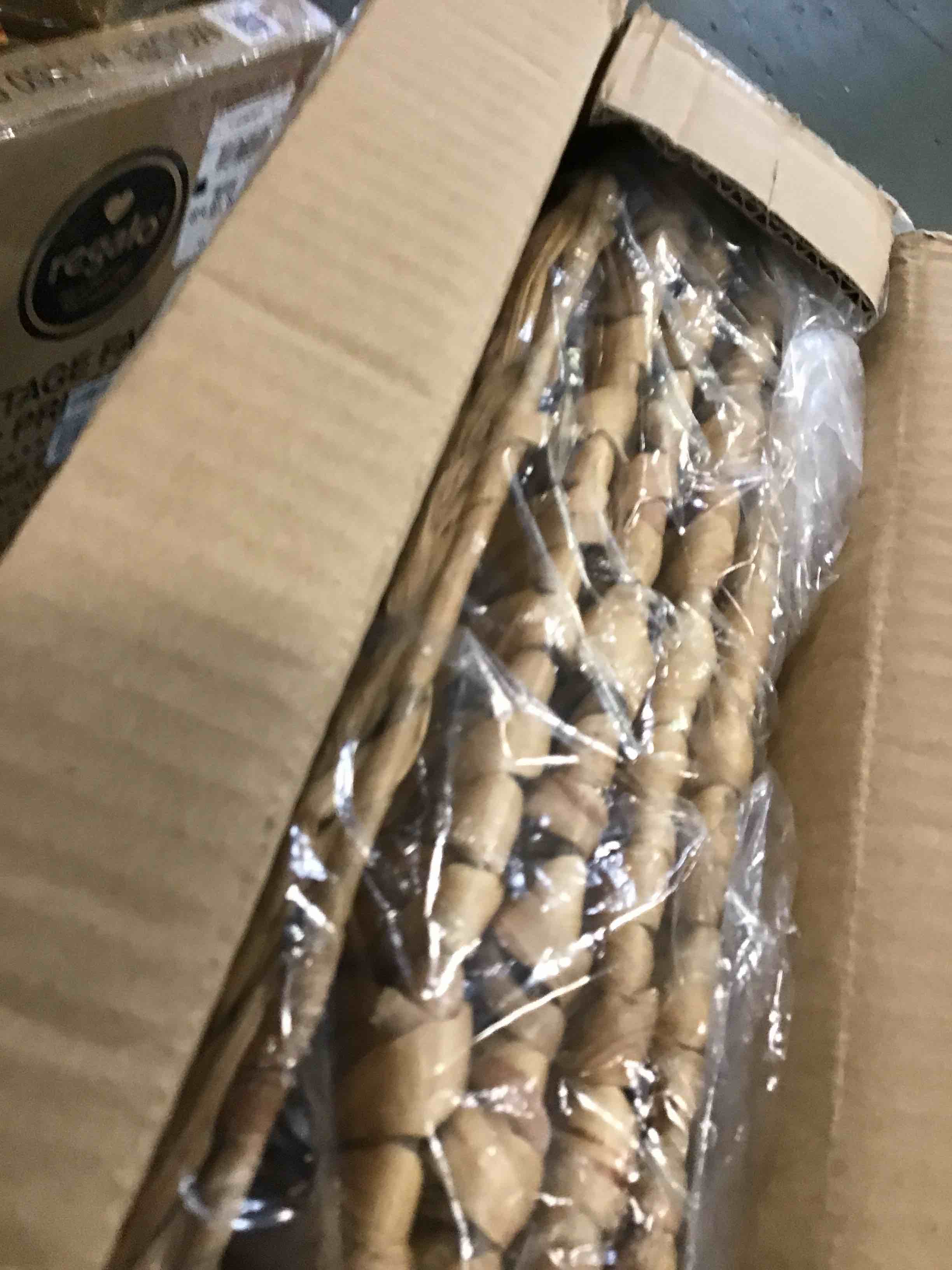 https://s3.amazonaws.com/lotting-images-prod/bidfta/PNK0488905_1730218171813.jpeg