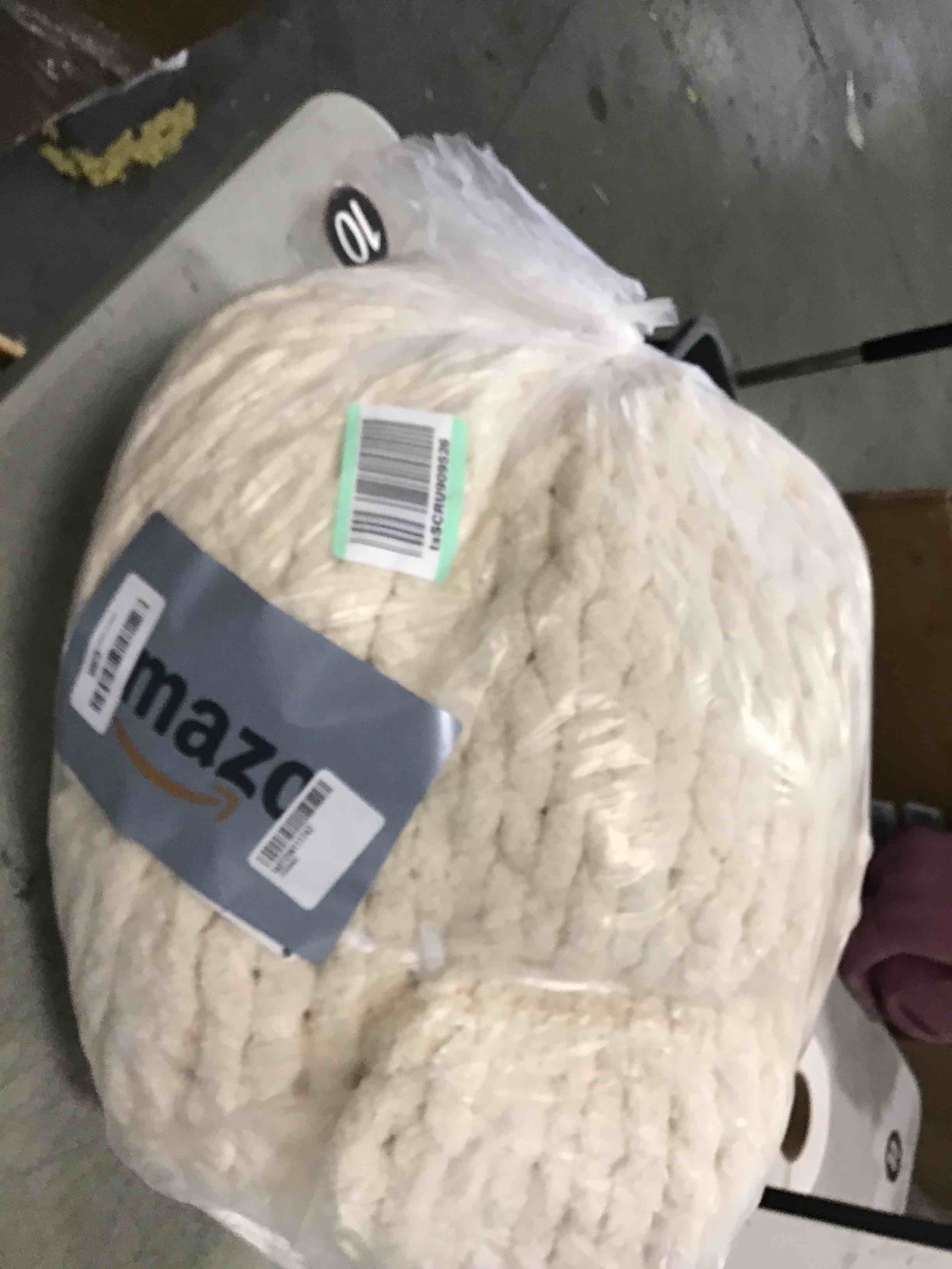 https://s3.amazonaws.com/lotting-images-prod/bidfta/PNK0489080_1730206456270.jpeg