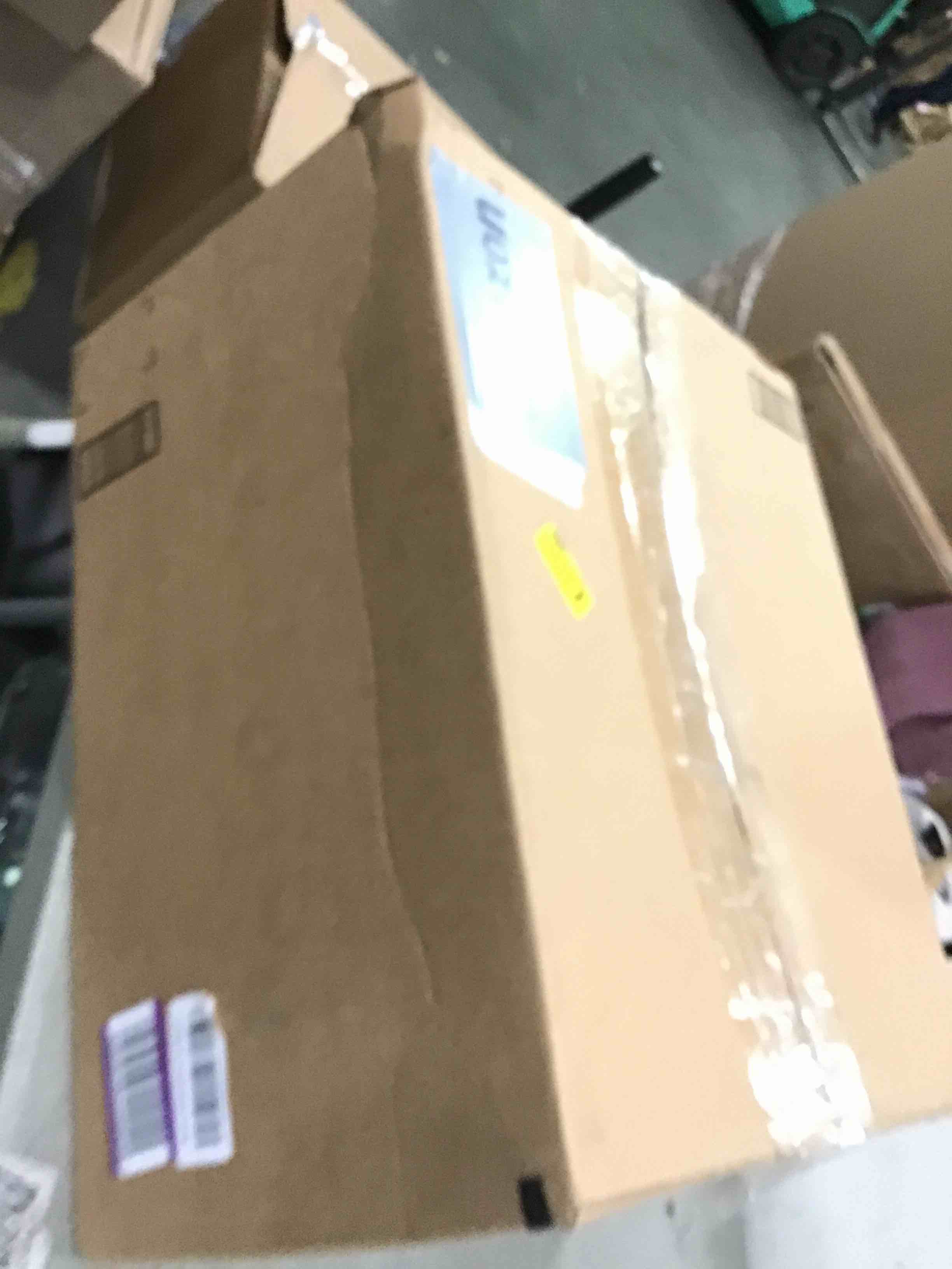 https://s3.amazonaws.com/lotting-images-prod/bidfta/PNK0489138_1730203631209.jpeg