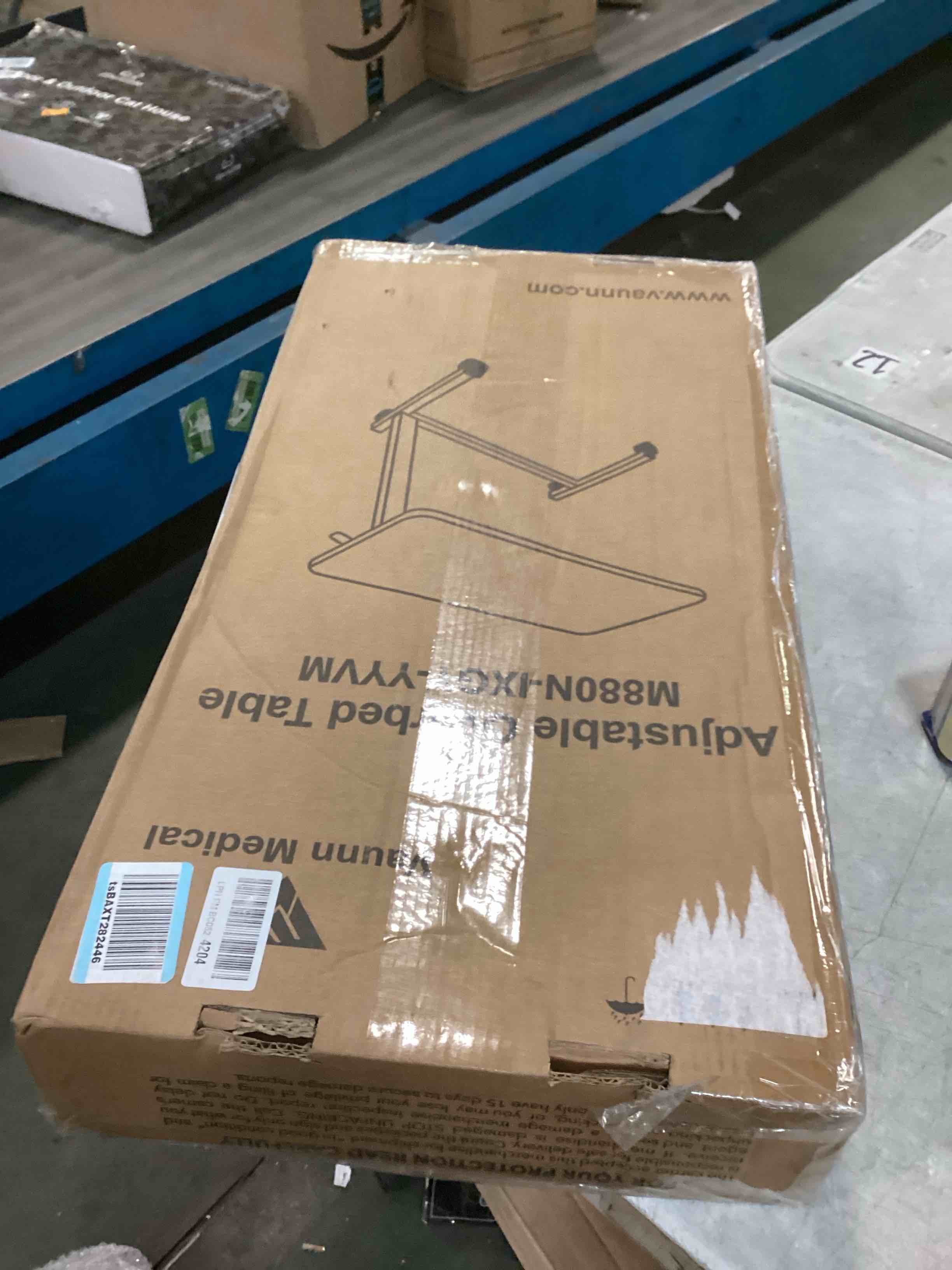 https://s3.amazonaws.com/lotting-images-prod/bidfta/PNK0491108_1731338639465.jpeg