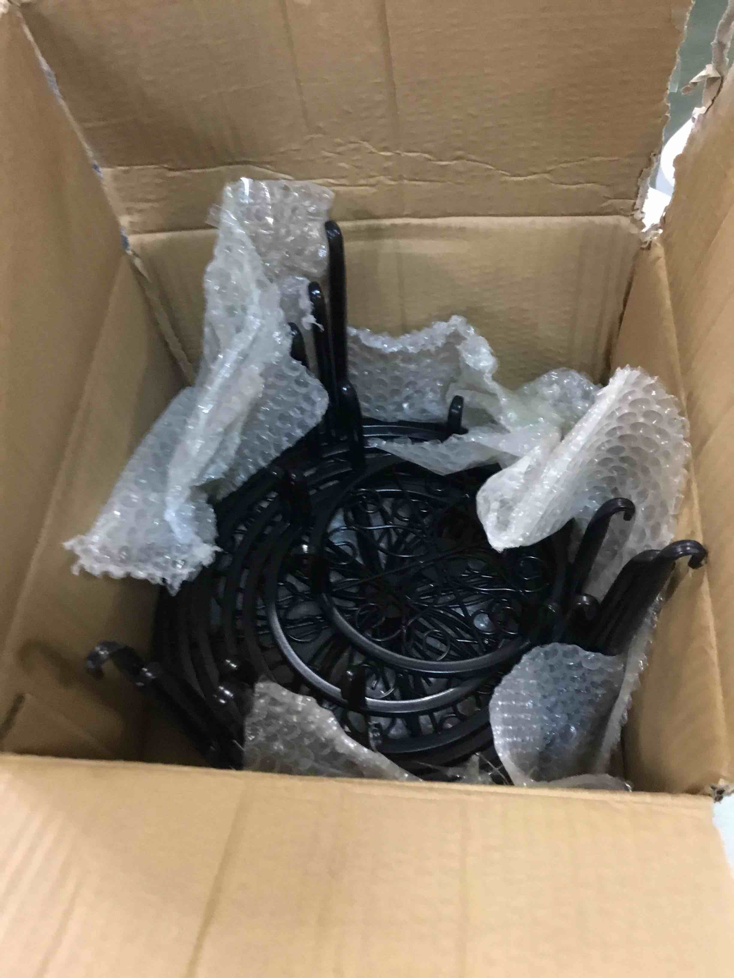 https://s3.amazonaws.com/lotting-images-prod/bidfta/PNK0491739_1730310354787.jpeg