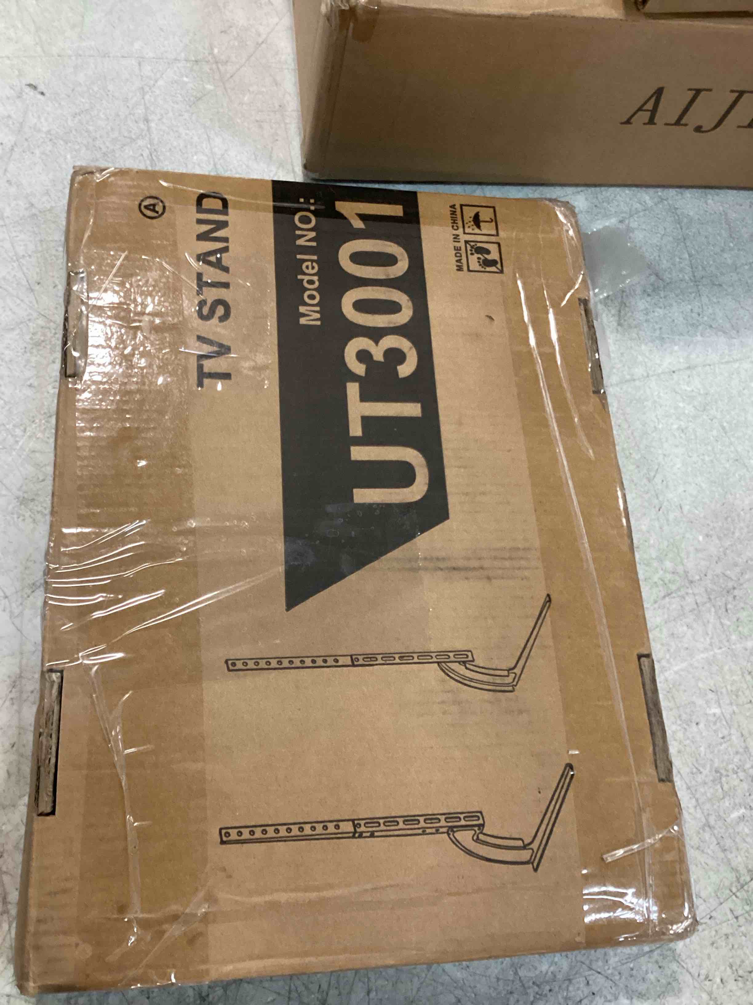 https://s3.amazonaws.com/lotting-images-prod/bidfta/PNK0492994_1731948271929.jpeg
