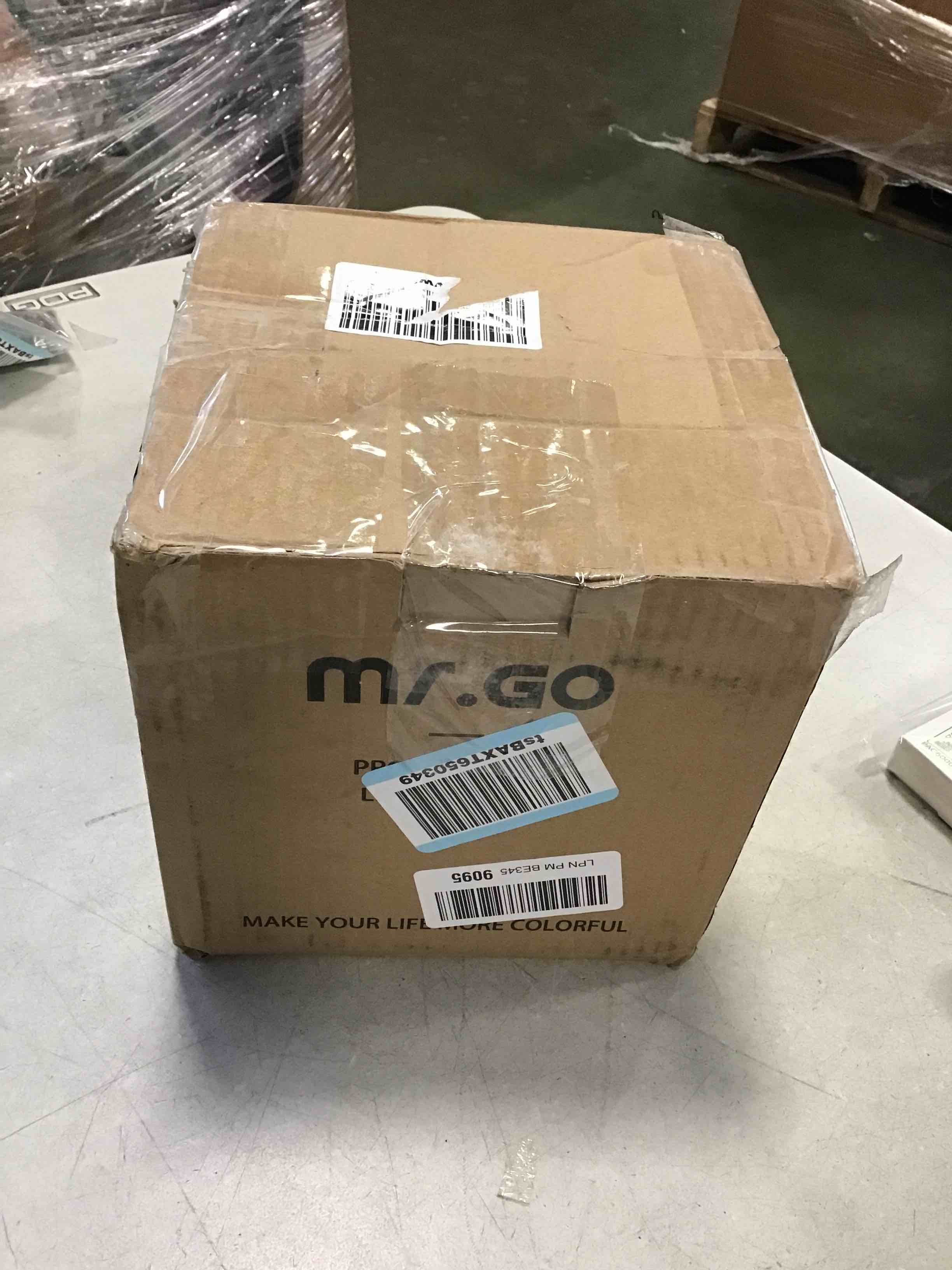 https://s3.amazonaws.com/lotting-images-prod/bidfta/PNK0494688_1730754016502.jpeg