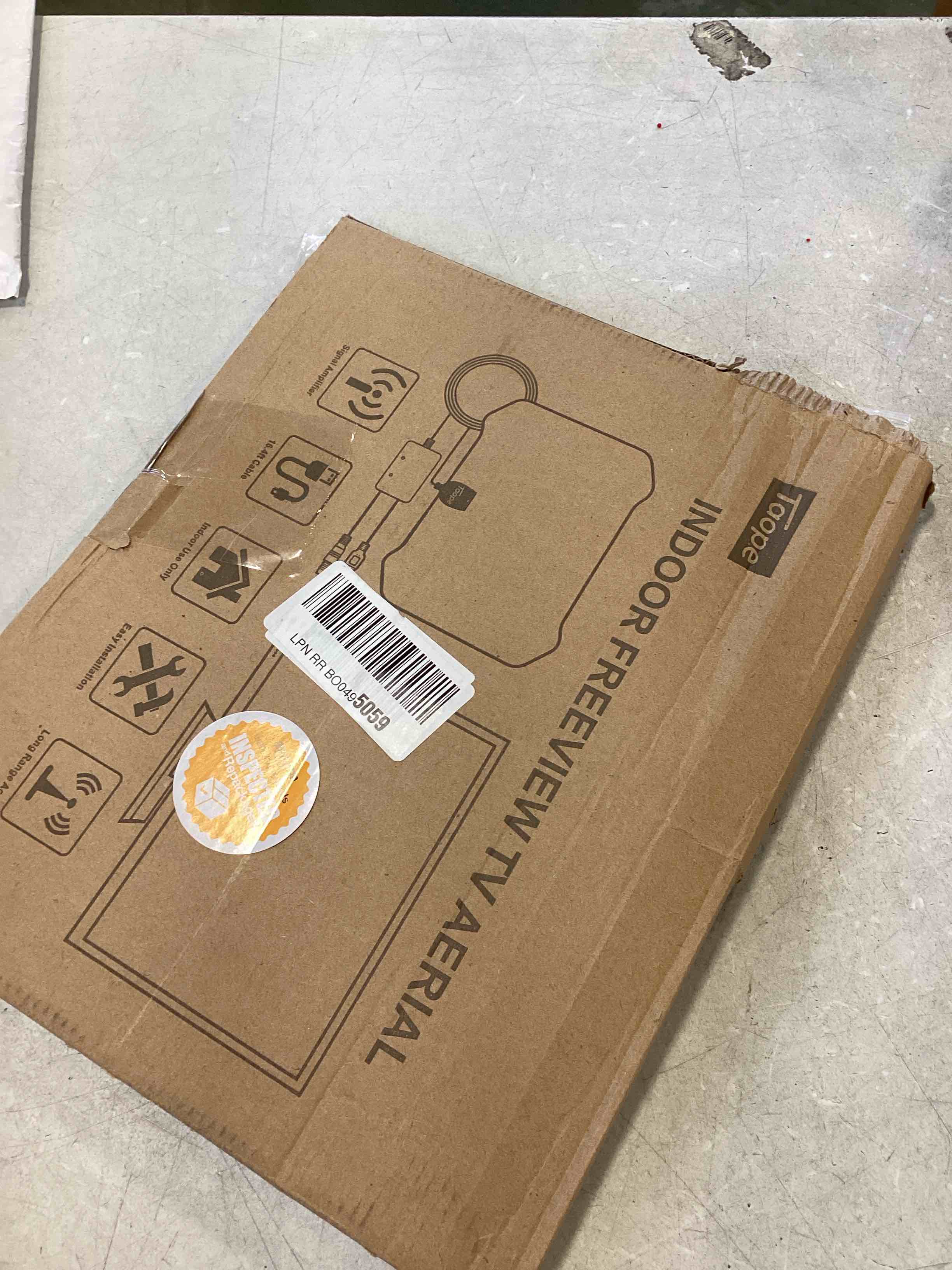 https://s3.amazonaws.com/lotting-images-prod/bidfta/PNK0495135_1730486851961.jpeg