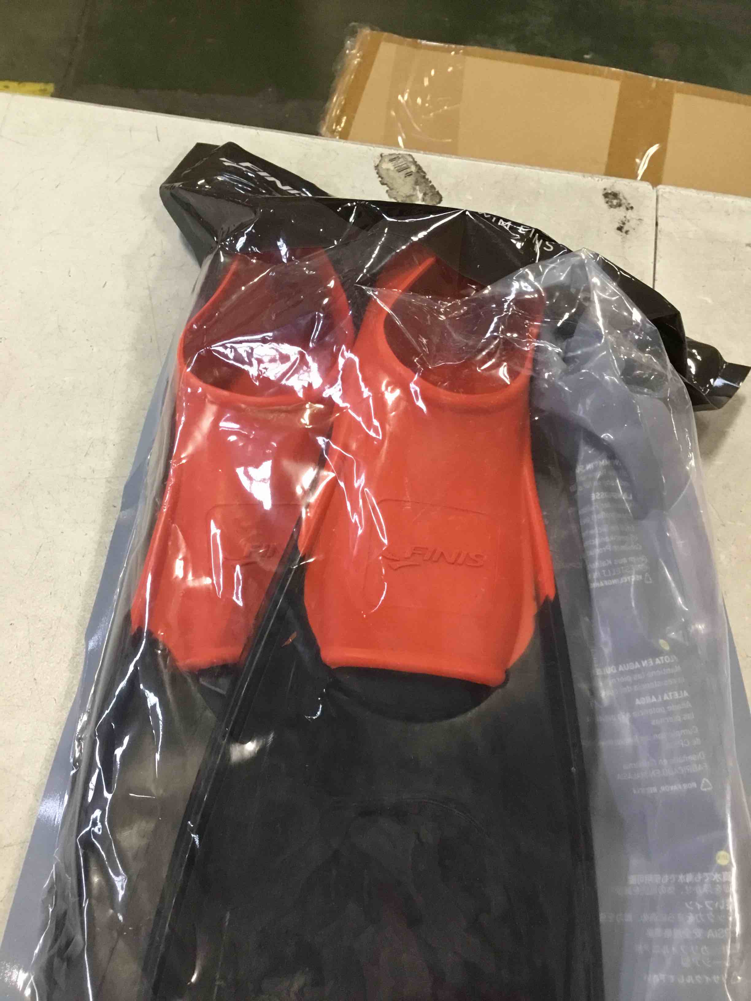 https://s3.amazonaws.com/lotting-images-prod/bidfta/PNK0495301_1730401823590.jpeg