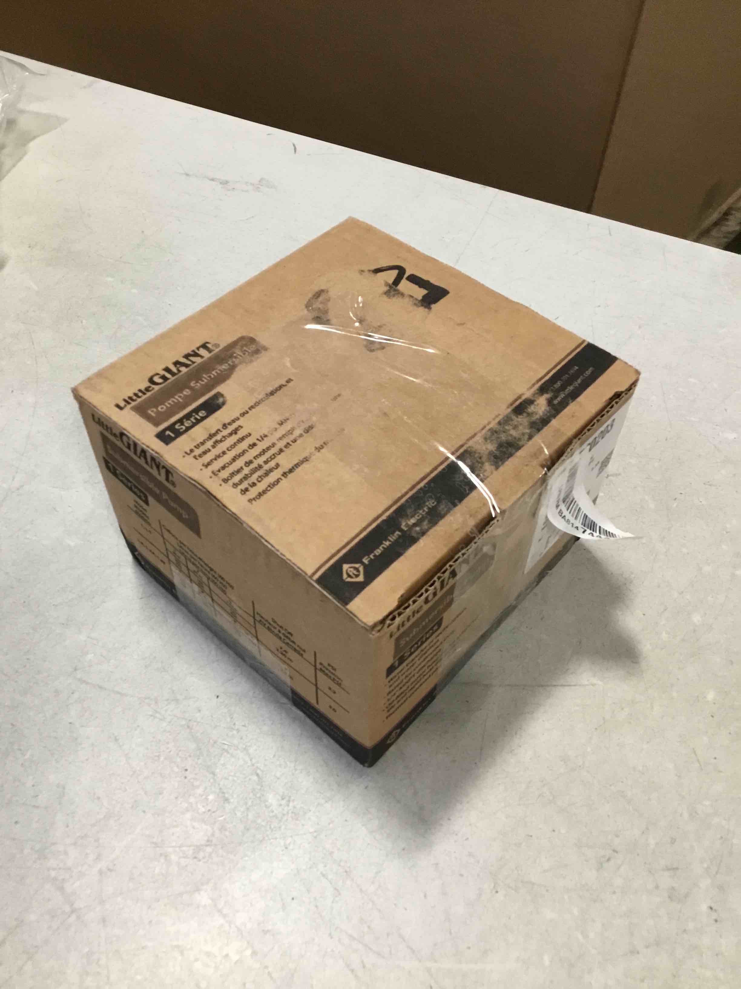 https://s3.amazonaws.com/lotting-images-prod/bidfta/PNK0495305_1730401617342.jpeg