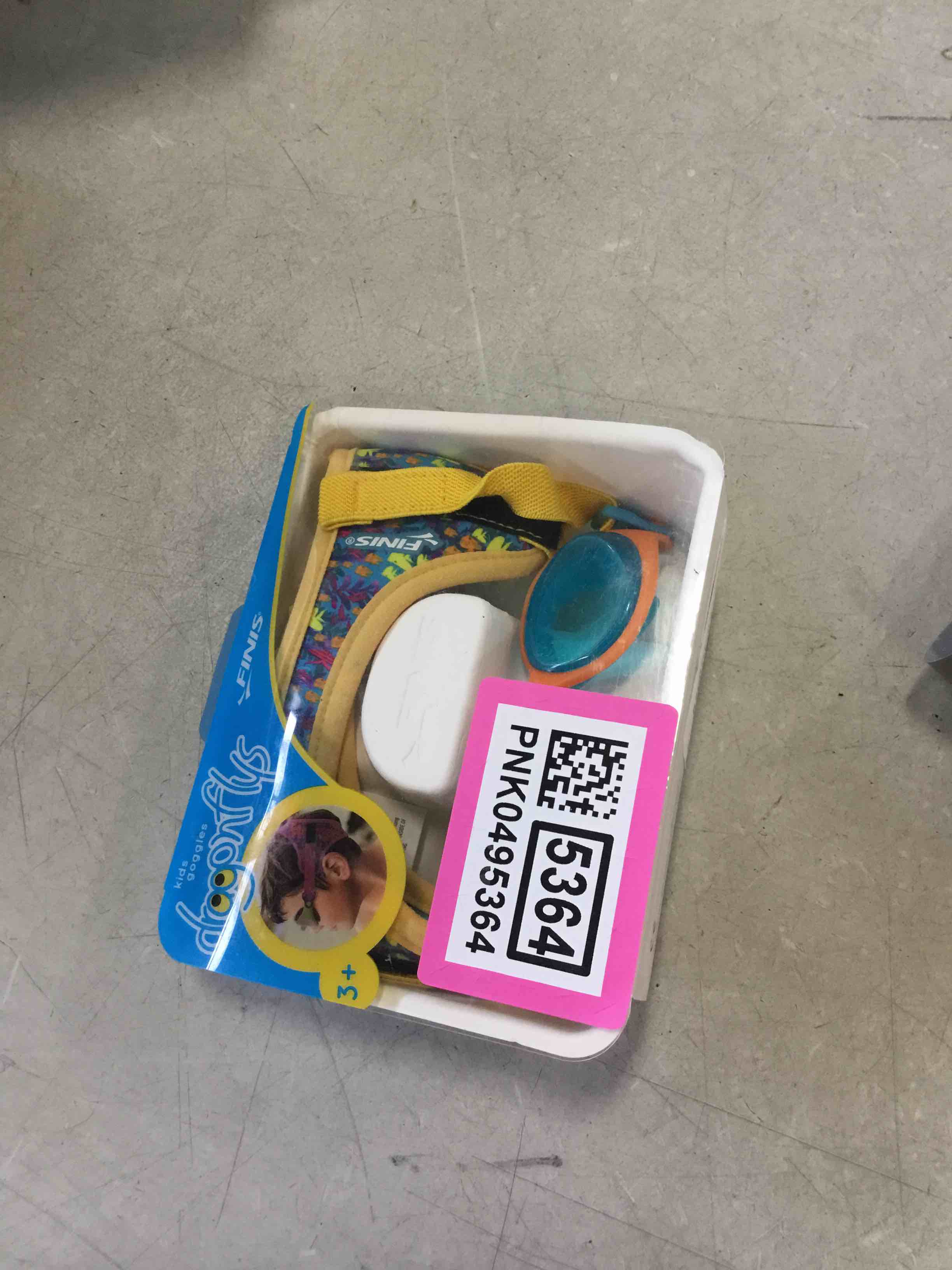 https://s3.amazonaws.com/lotting-images-prod/bidfta/PNK0495364_1730394677335.jpeg