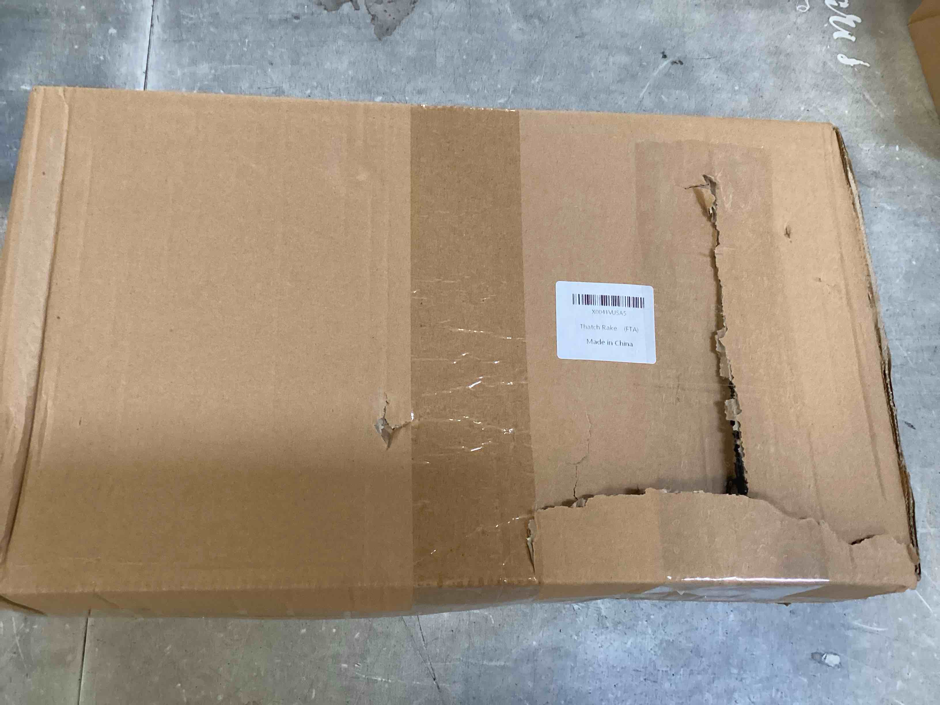 Thatch Rake, 12.8Inch Wide Garden Yard Tools for Cleaning Dead Grass