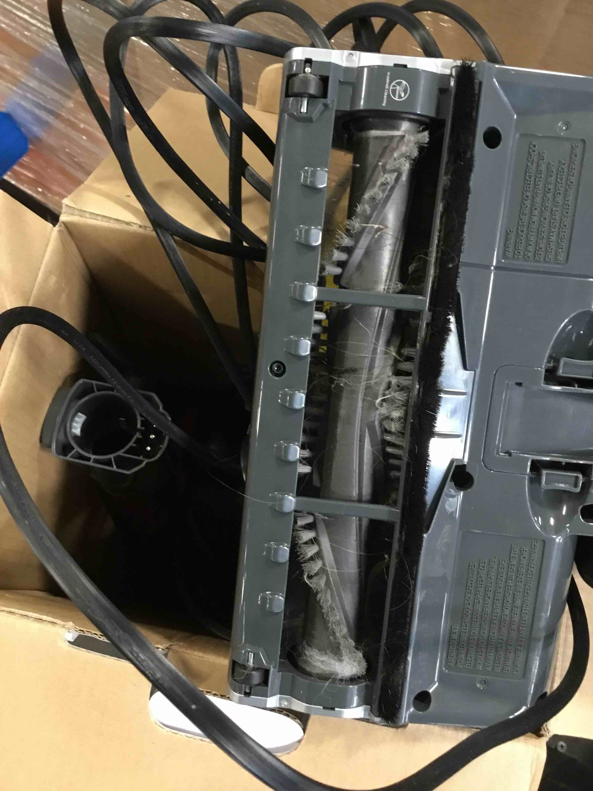 https://s3.amazonaws.com/lotting-images-prod/bidfta/PNK0498078_1732133059913.jpeg