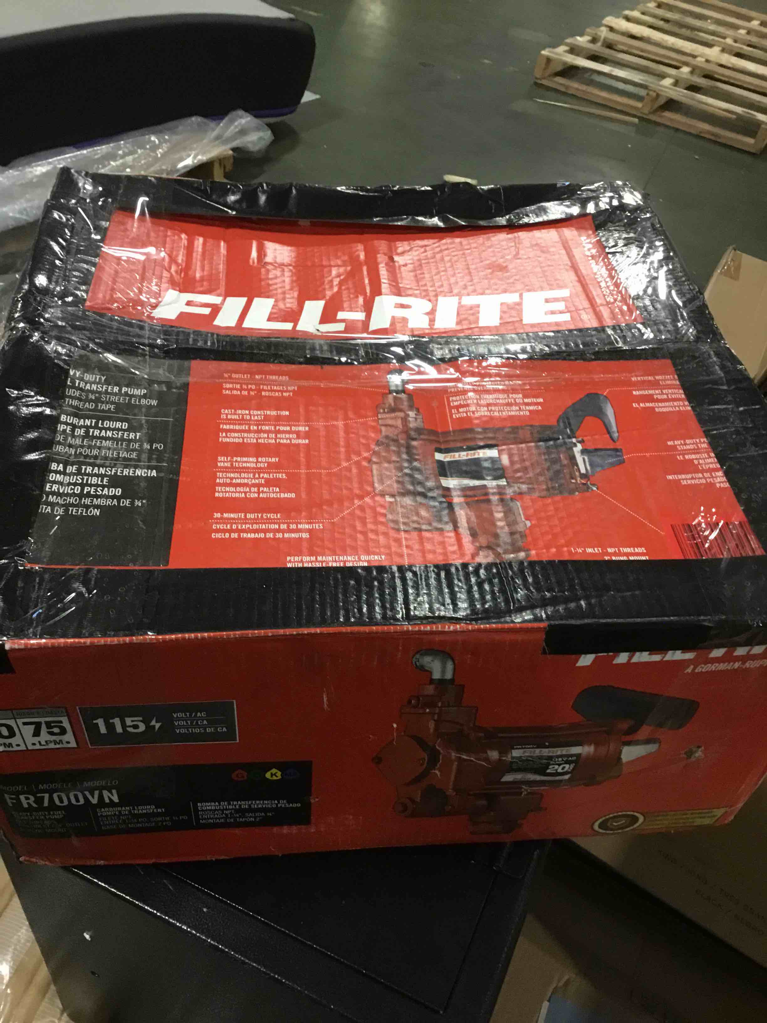 https://s3.amazonaws.com/lotting-images-prod/bidfta/PNK0498178_1732108794190.jpeg