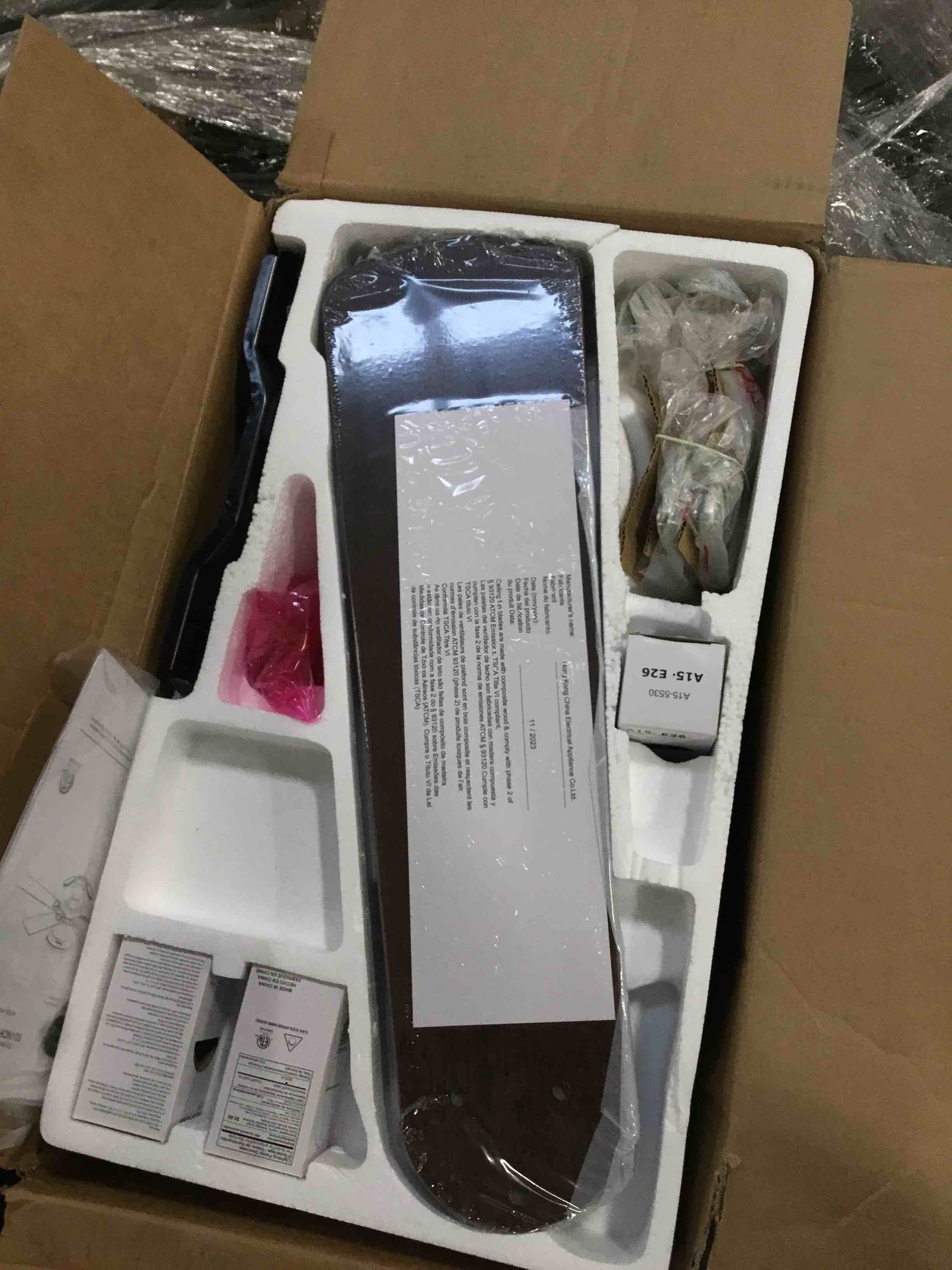 https://s3.amazonaws.com/lotting-images-prod/bidfta/PNK0499340_1730985168068.jpeg