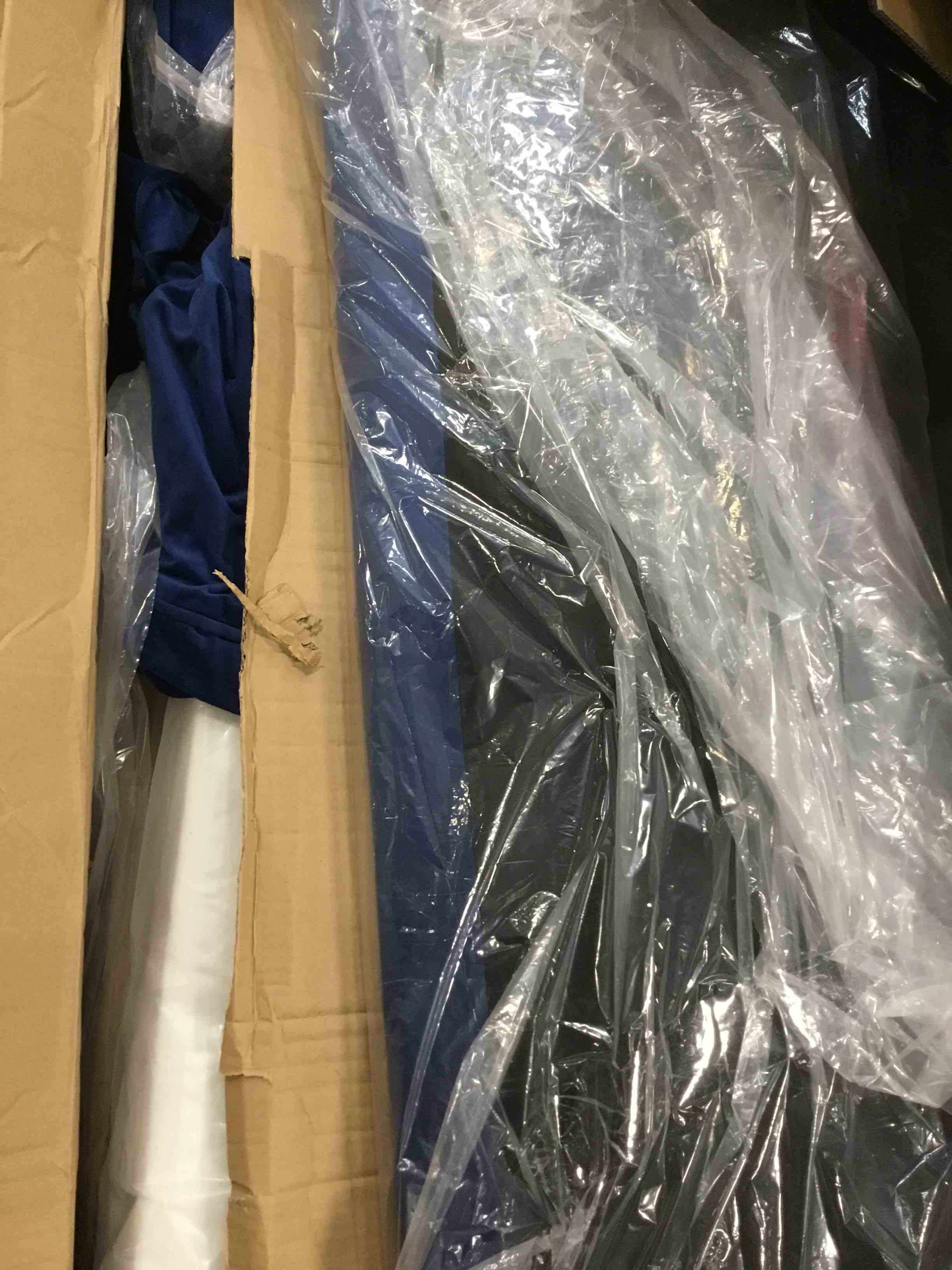 https://s3.amazonaws.com/lotting-images-prod/bidfta/PNK0499465_1730837558437.jpeg