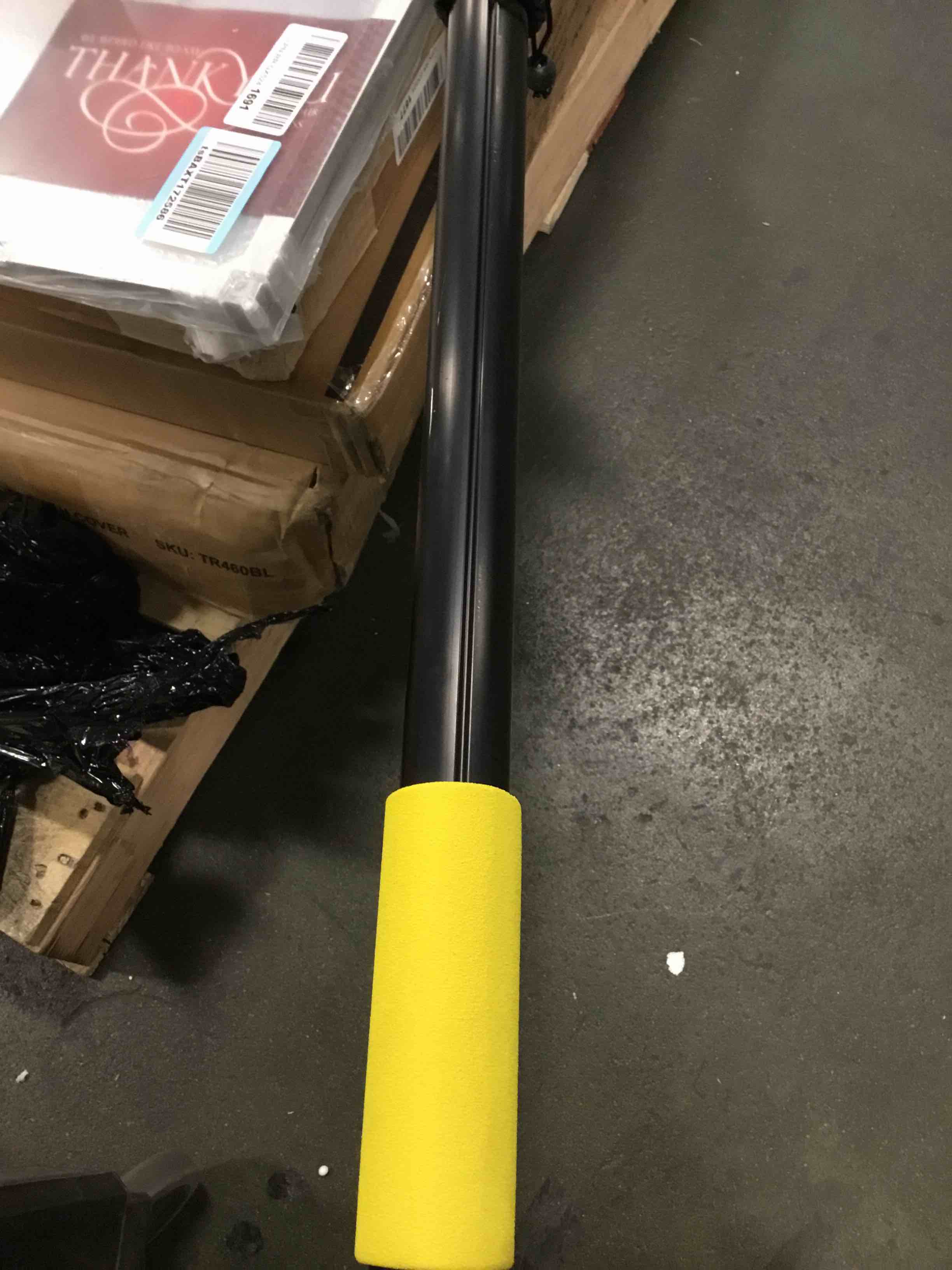 https://s3.amazonaws.com/lotting-images-prod/bidfta/PNK0499794_1730395940894.jpeg