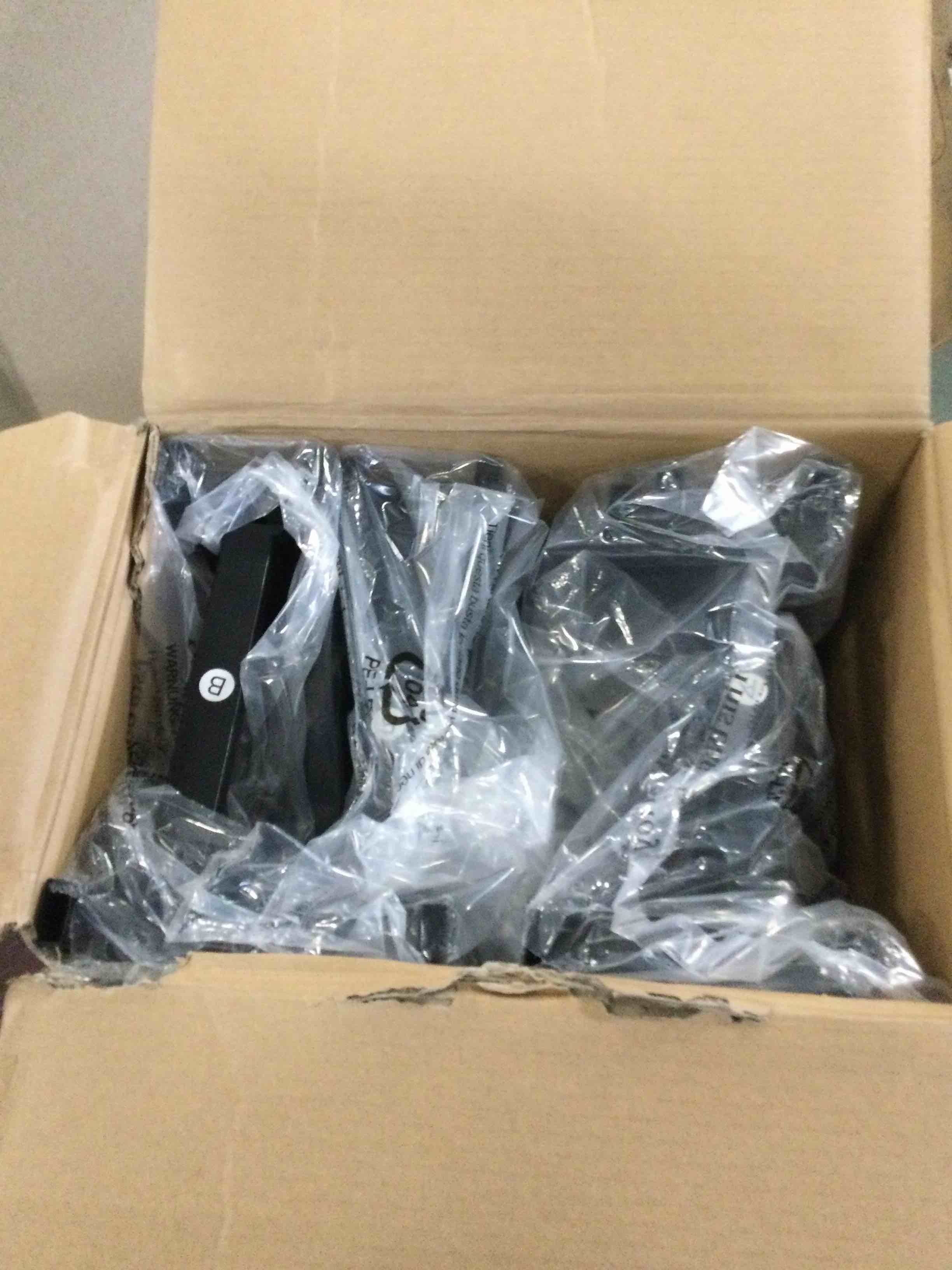 https://s3.amazonaws.com/lotting-images-prod/bidfta/PNK0500012_1731531313228.jpeg