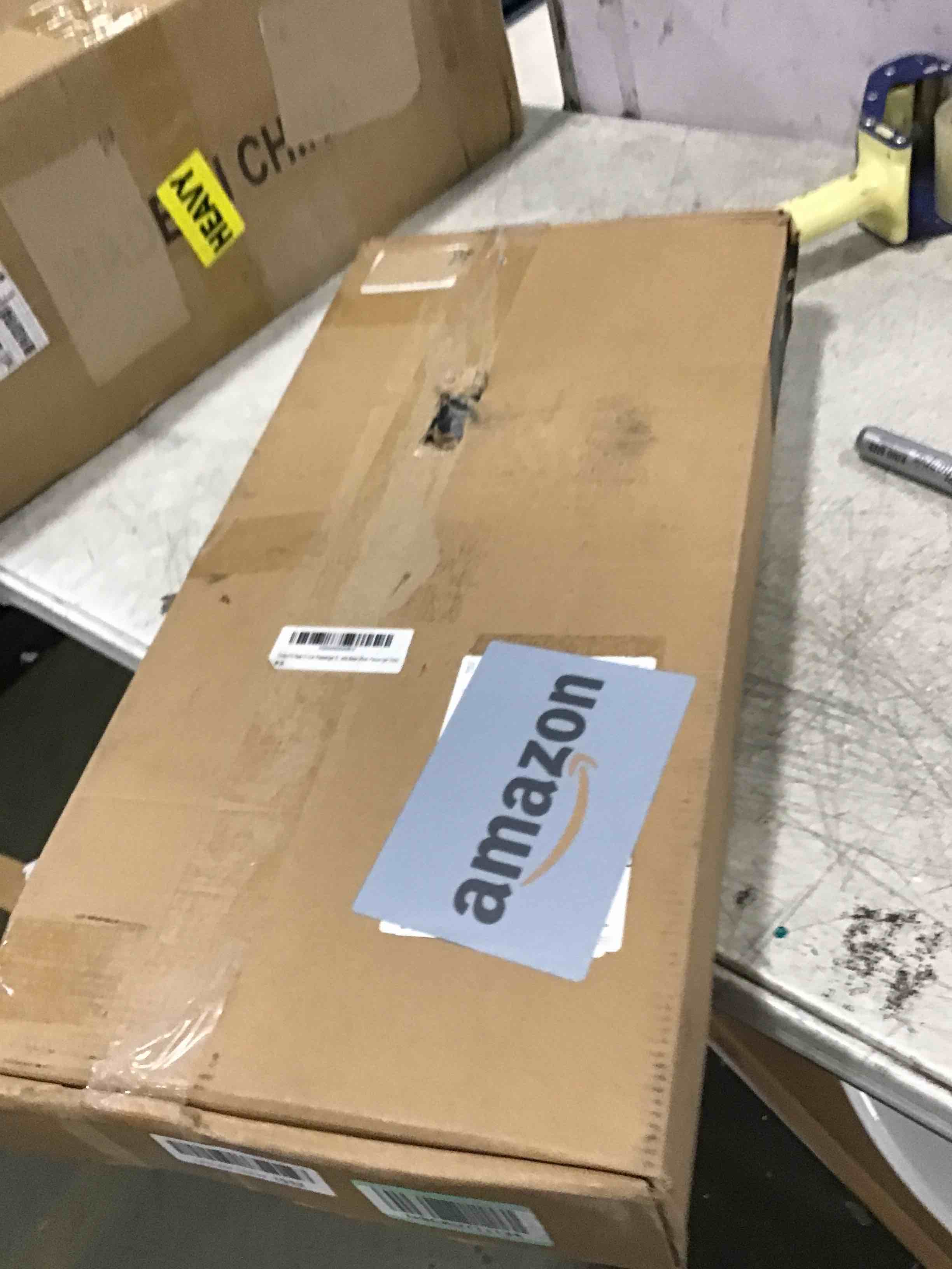 https://s3.amazonaws.com/lotting-images-prod/bidfta/PNK0502171_1730908209478.jpeg