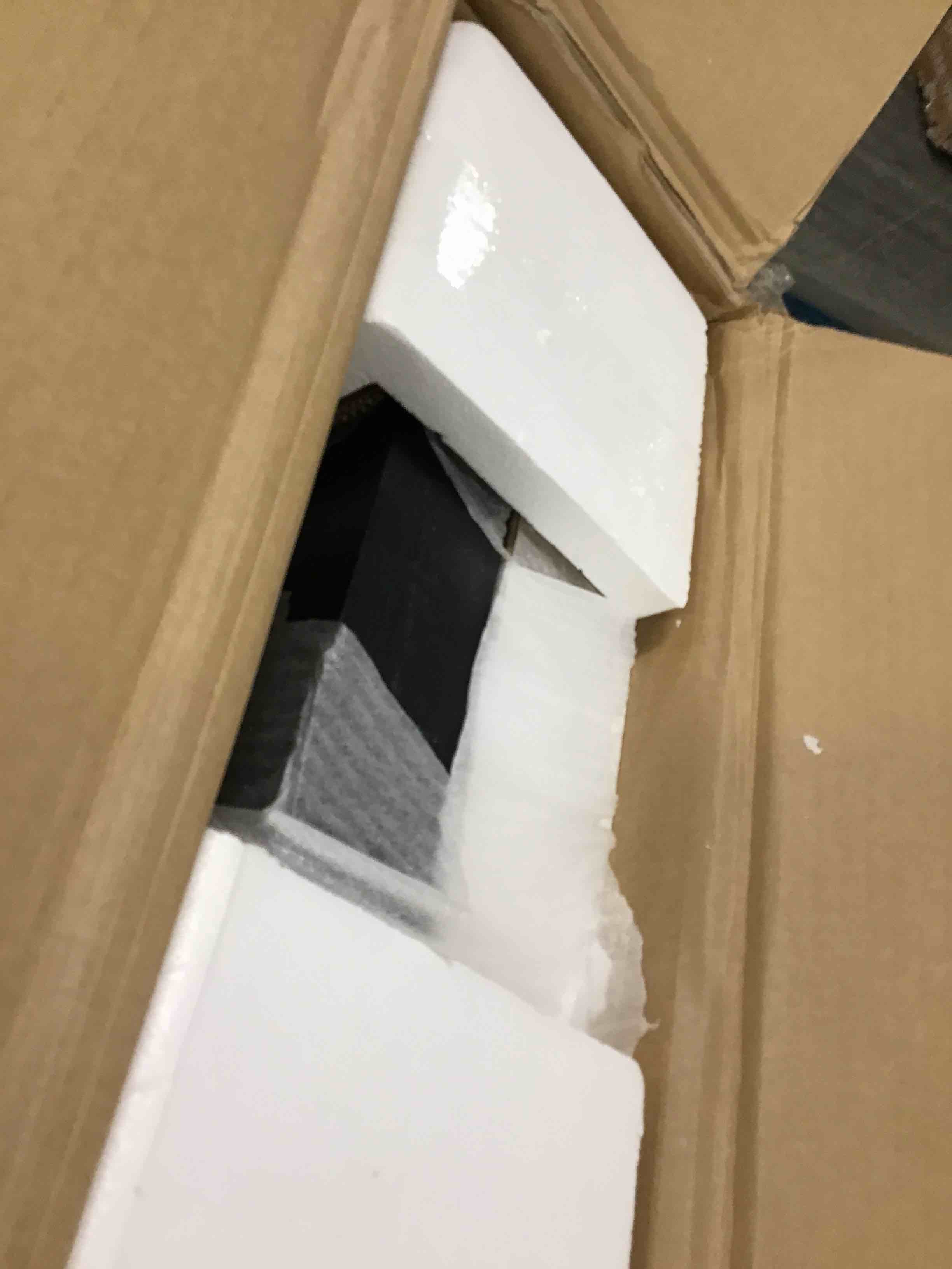 https://s3.amazonaws.com/lotting-images-prod/bidfta/PNK0502309_1730898373073.jpeg