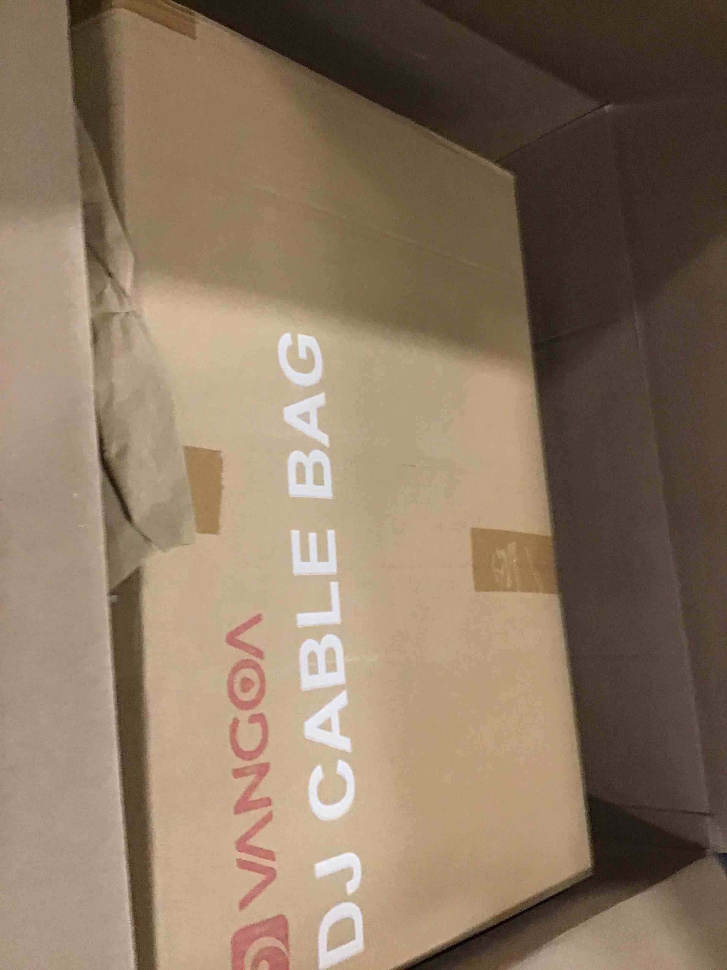 https://s3.amazonaws.com/lotting-images-prod/bidfta/PNK0502962_1730556390169.jpeg