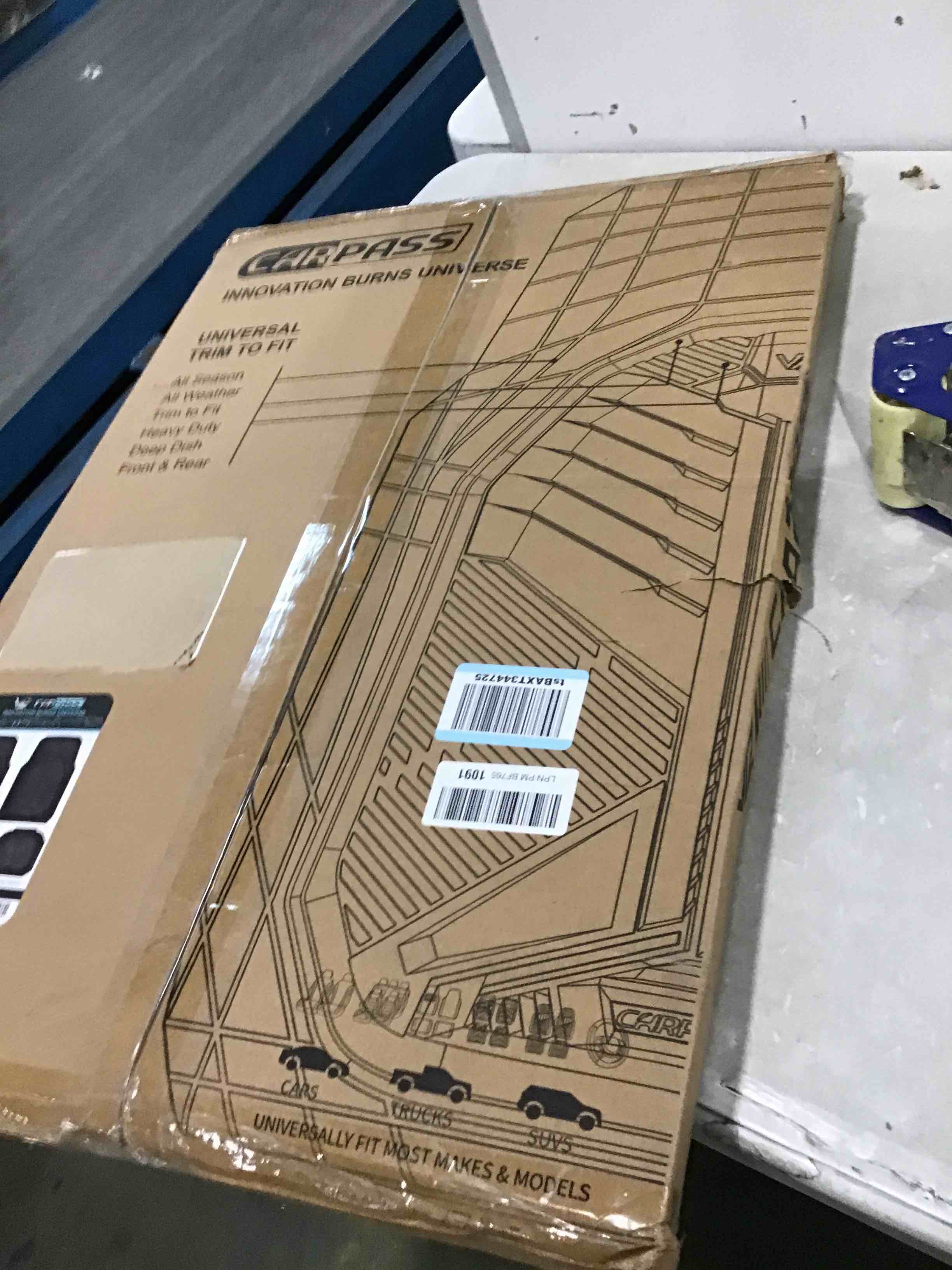 https://s3.amazonaws.com/lotting-images-prod/bidfta/PNK0503647_1730395973826.jpeg