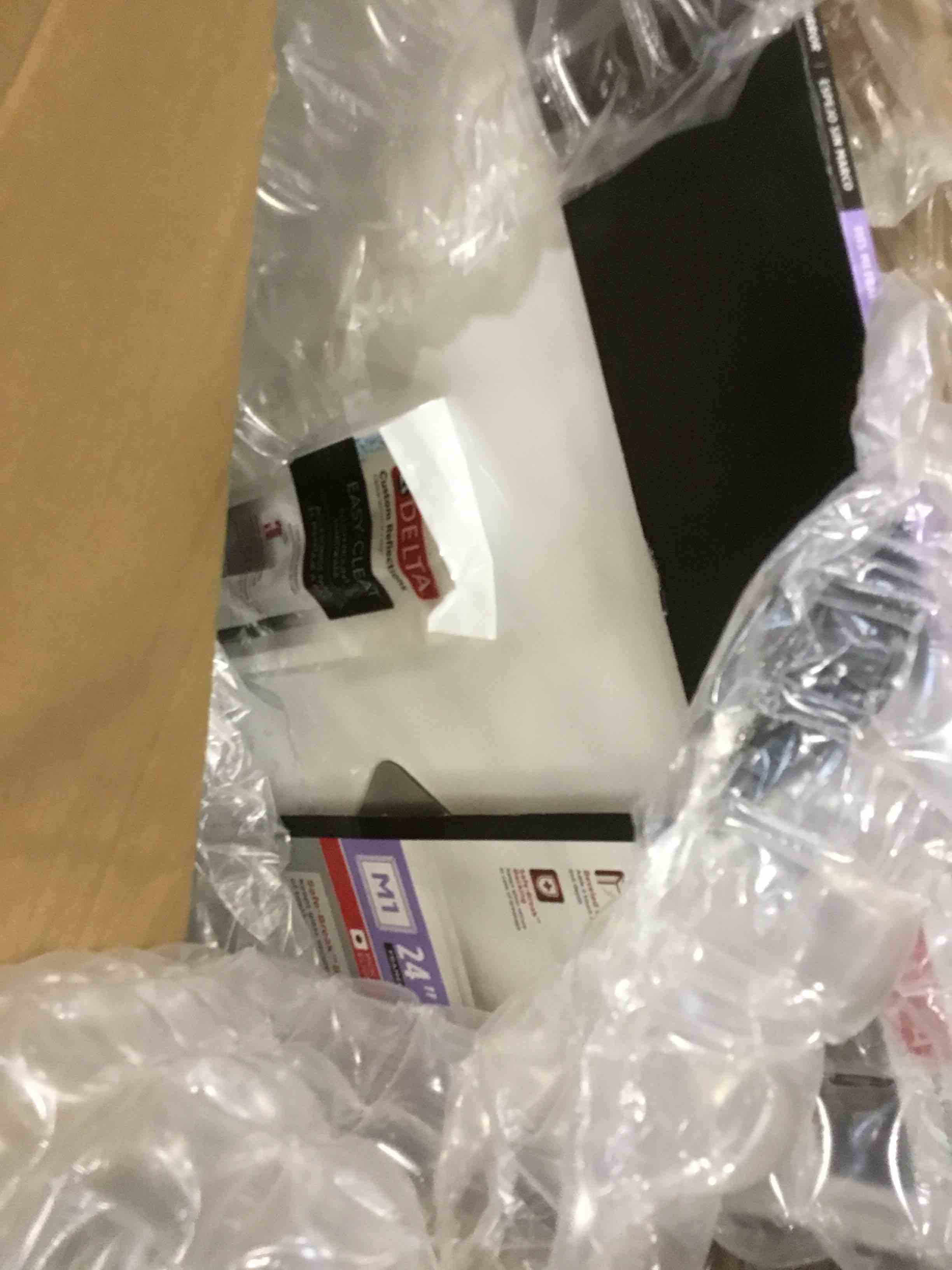 https://s3.amazonaws.com/lotting-images-prod/bidfta/PNK0504285_1748451325219.jpeg
