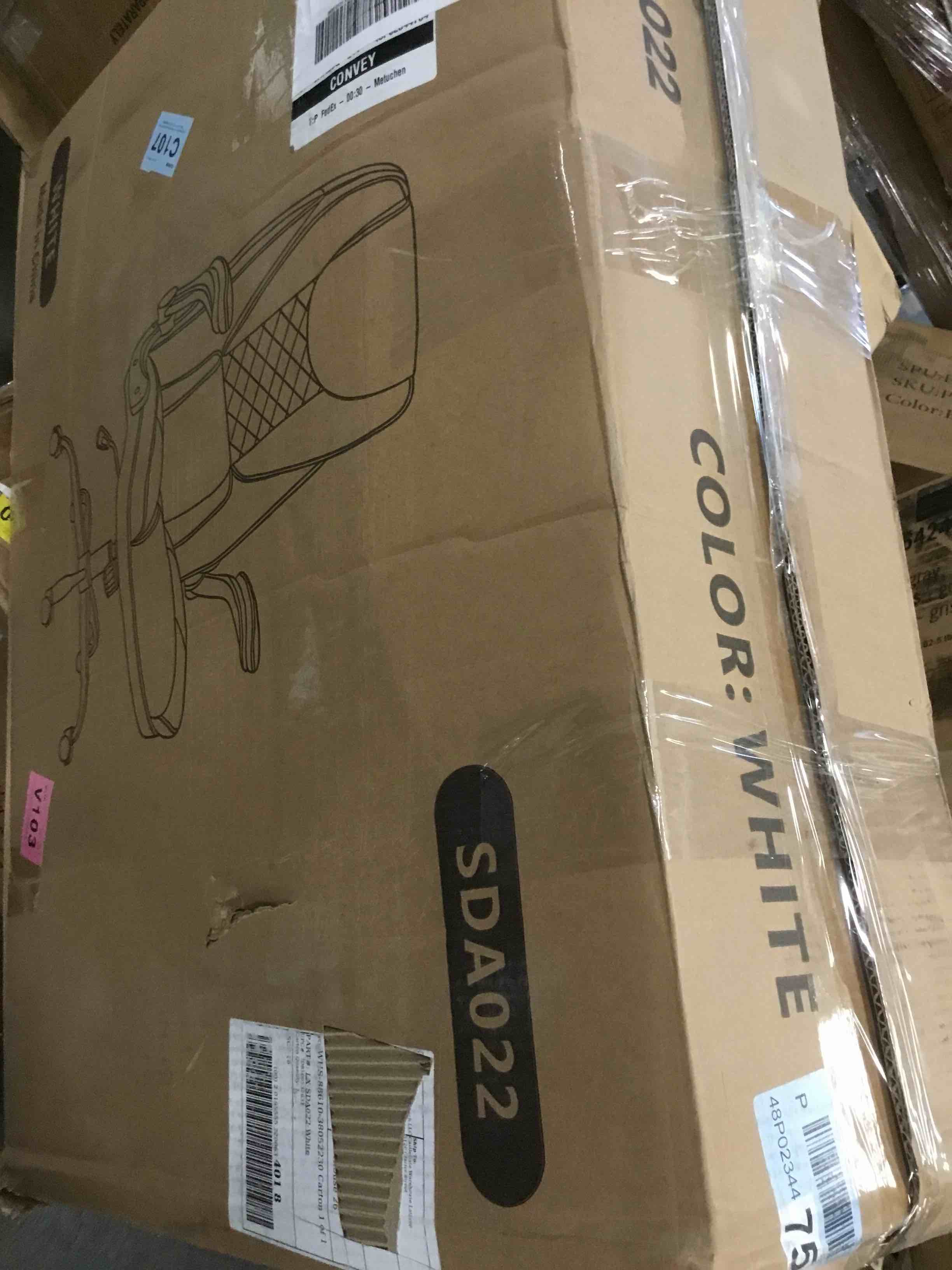 https://s3.amazonaws.com/lotting-images-prod/bidfta/PNK0505121_1747408119516.jpeg