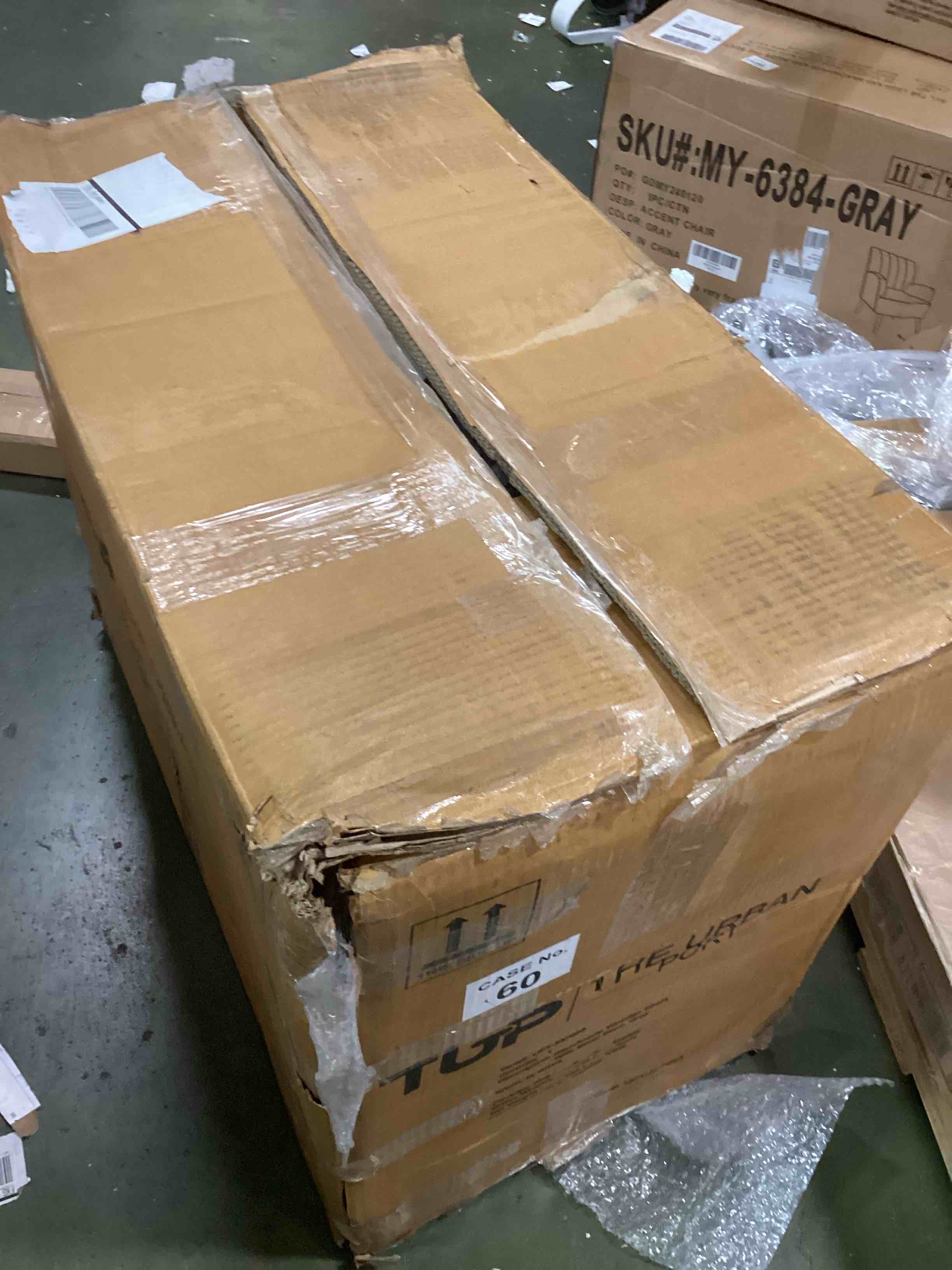 https://s3.amazonaws.com/lotting-images-prod/bidfta/PNK0505595_1730908735961.jpeg