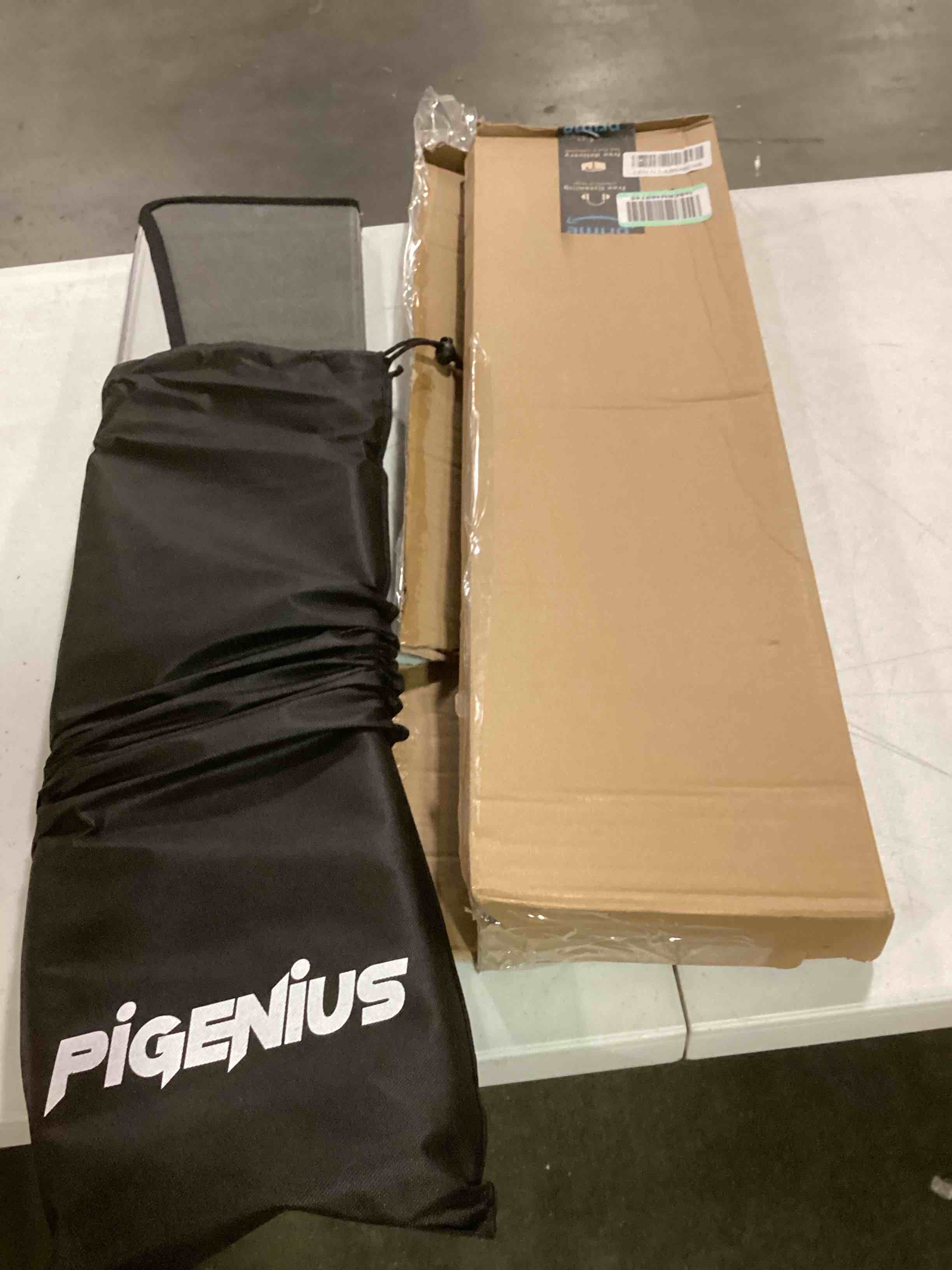 https://s3.amazonaws.com/lotting-images-prod/bidfta/PNK0506422_1731678287533.jpeg