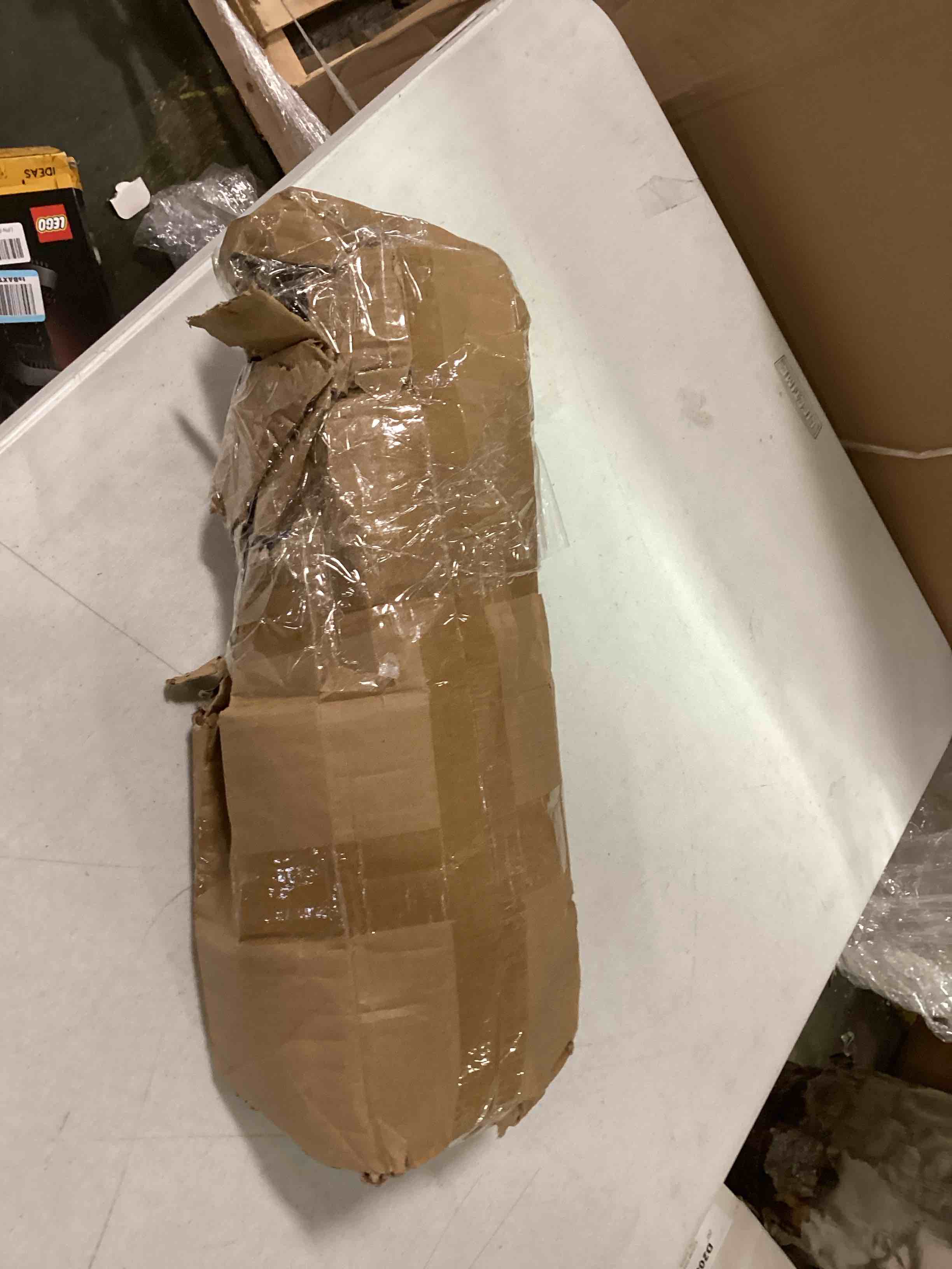 https://s3.amazonaws.com/lotting-images-prod/bidfta/PNK0506695_1731430429547.jpeg