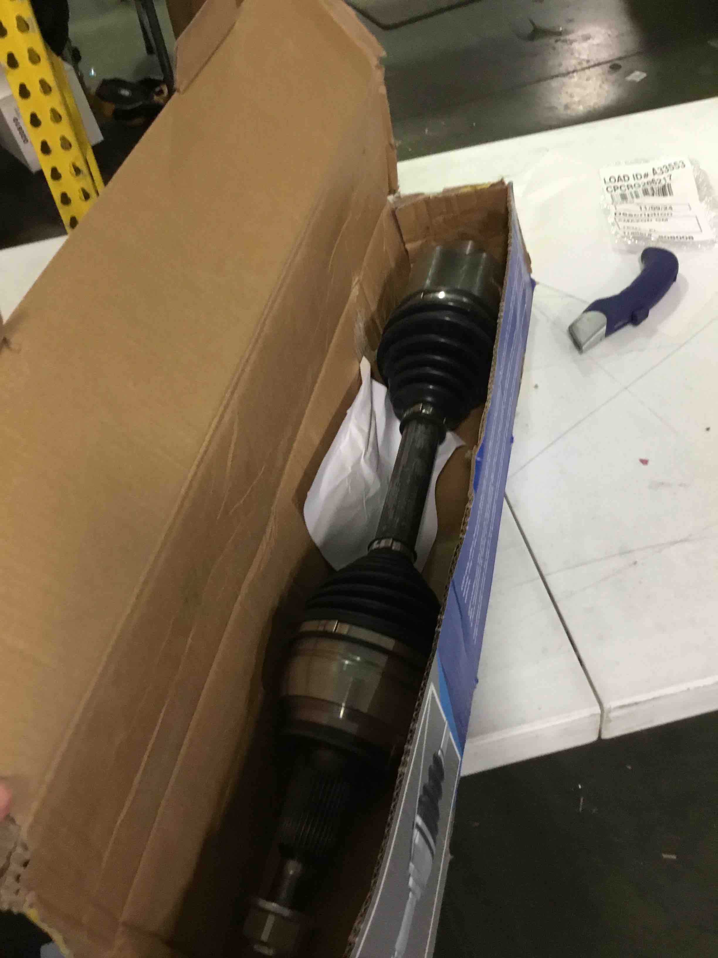 https://s3.amazonaws.com/lotting-images-prod/bidfta/PNK0506783_1731424955165.jpeg