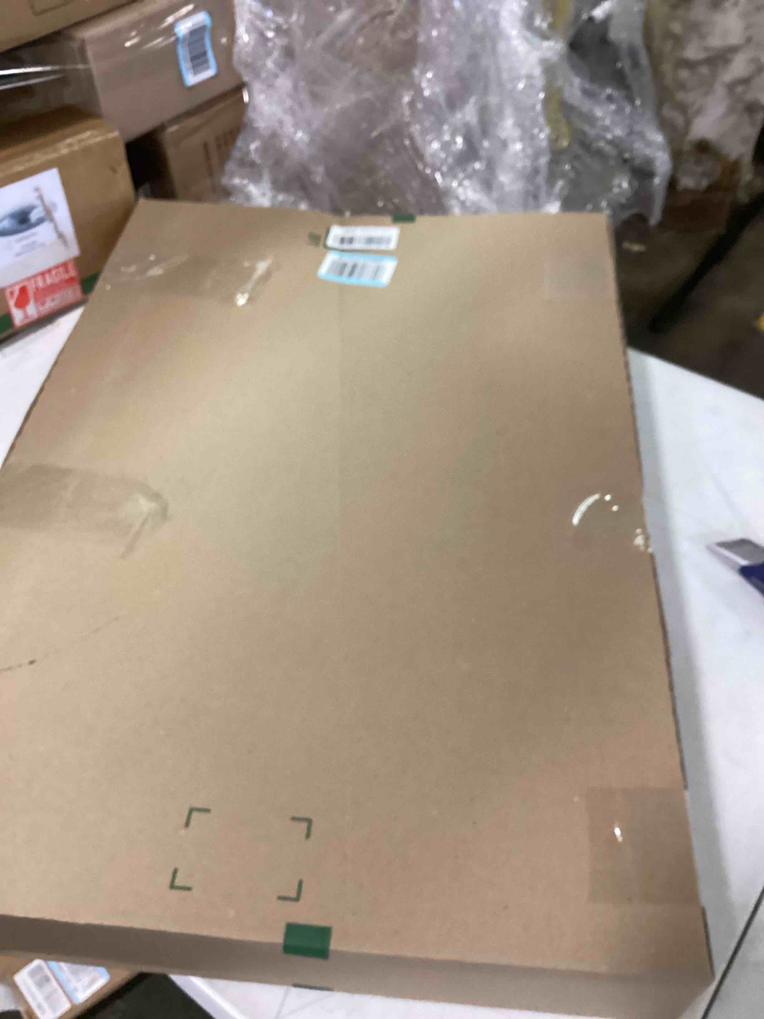 https://s3.amazonaws.com/lotting-images-prod/bidfta/PNK0506930_1731336601635.jpeg