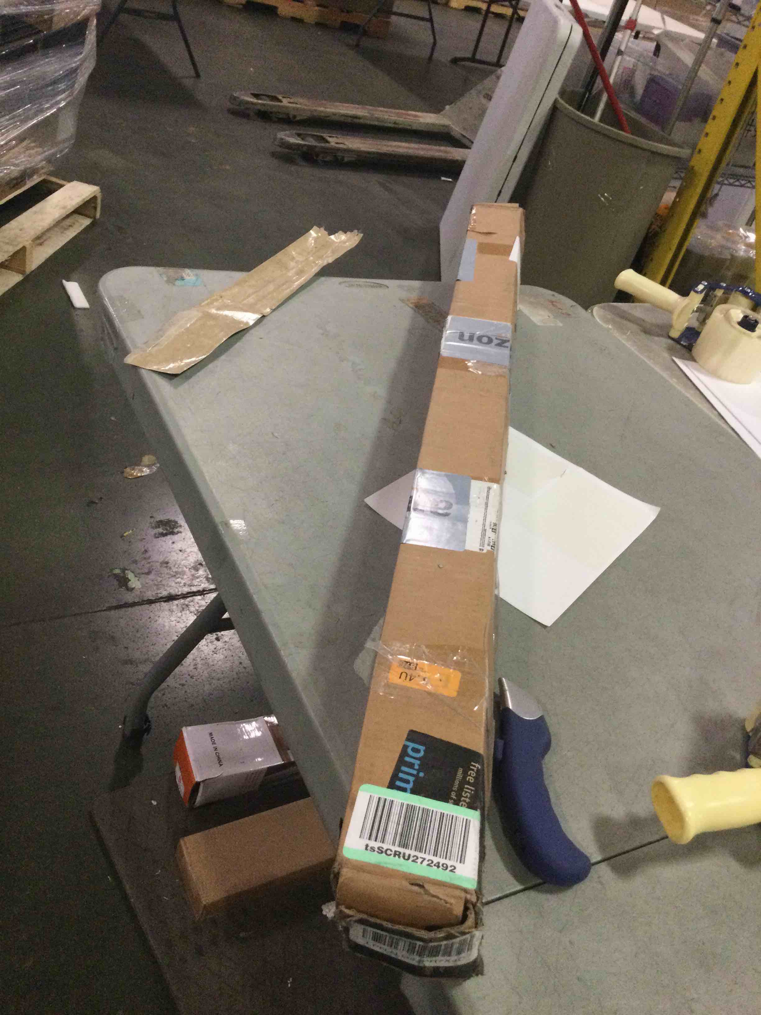 https://s3.amazonaws.com/lotting-images-prod/bidfta/PNK0507678_1729625774176.jpeg