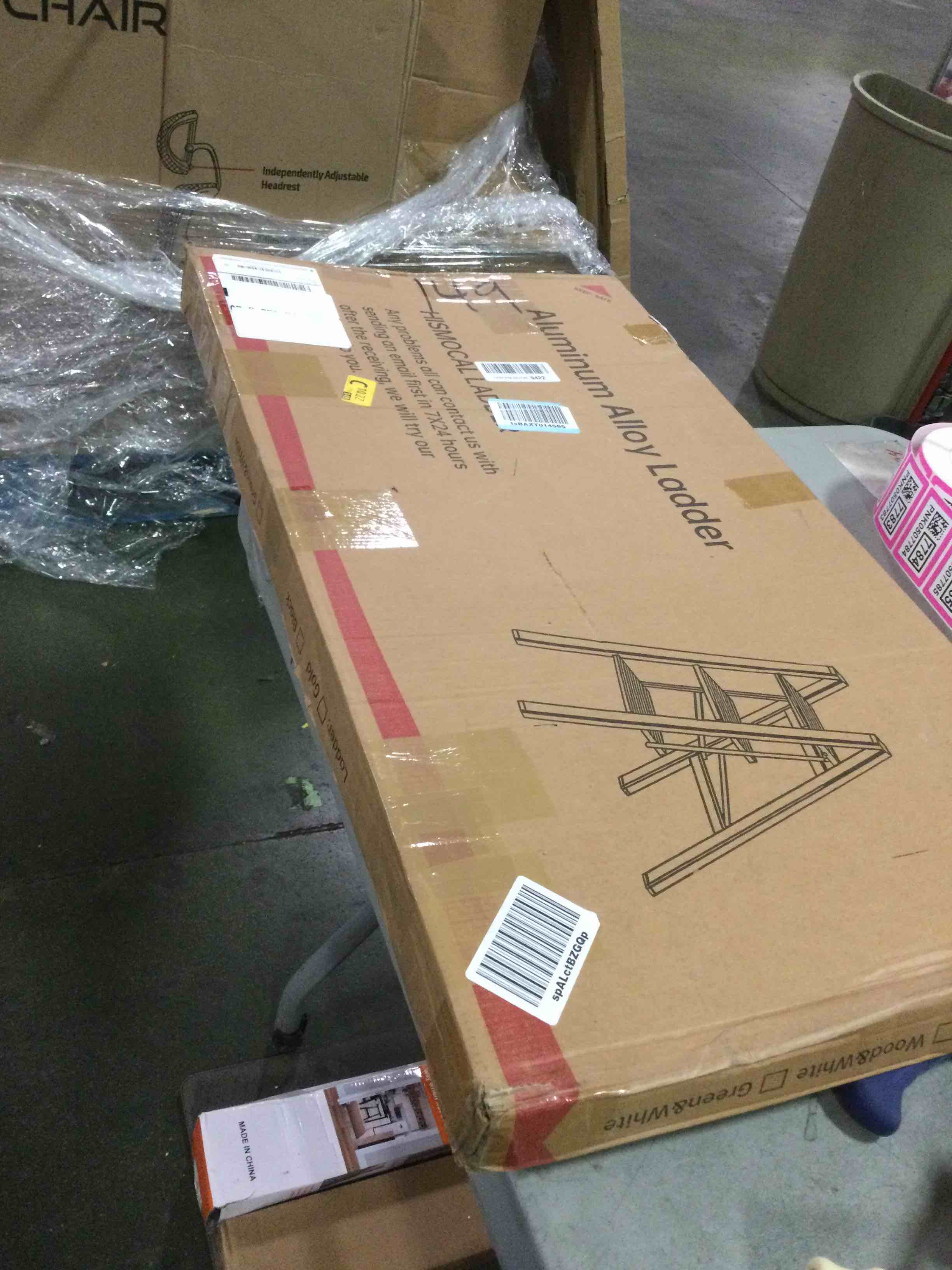 https://s3.amazonaws.com/lotting-images-prod/bidfta/PNK0507804_1729602376015.jpeg