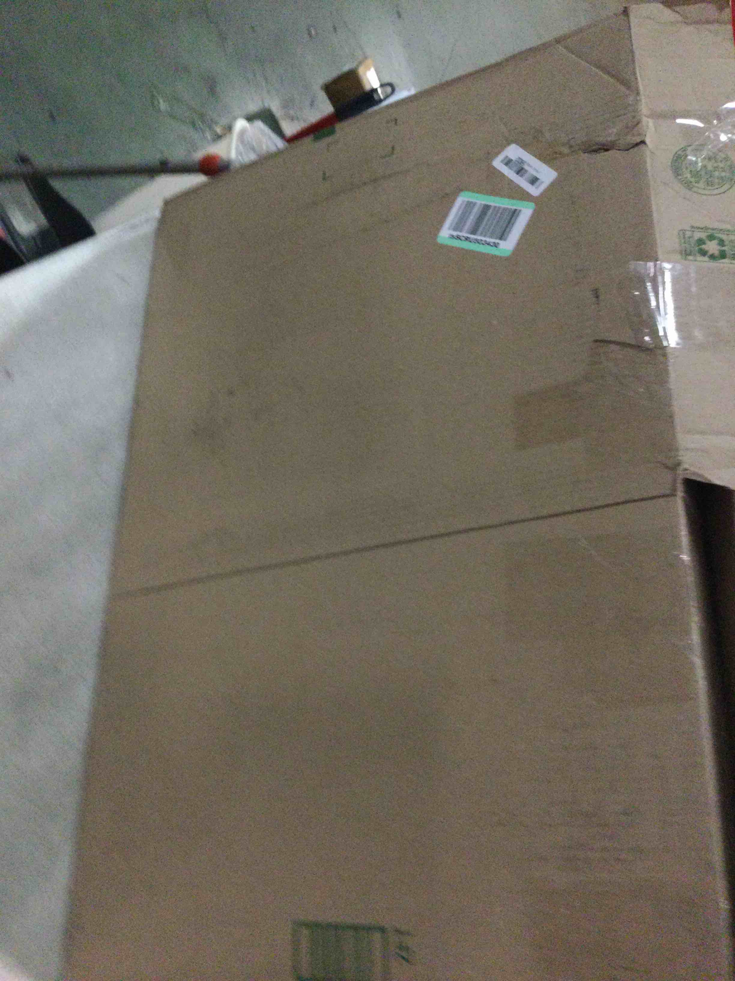 https://s3.amazonaws.com/lotting-images-prod/bidfta/PNK0508748_1730548052705.jpeg