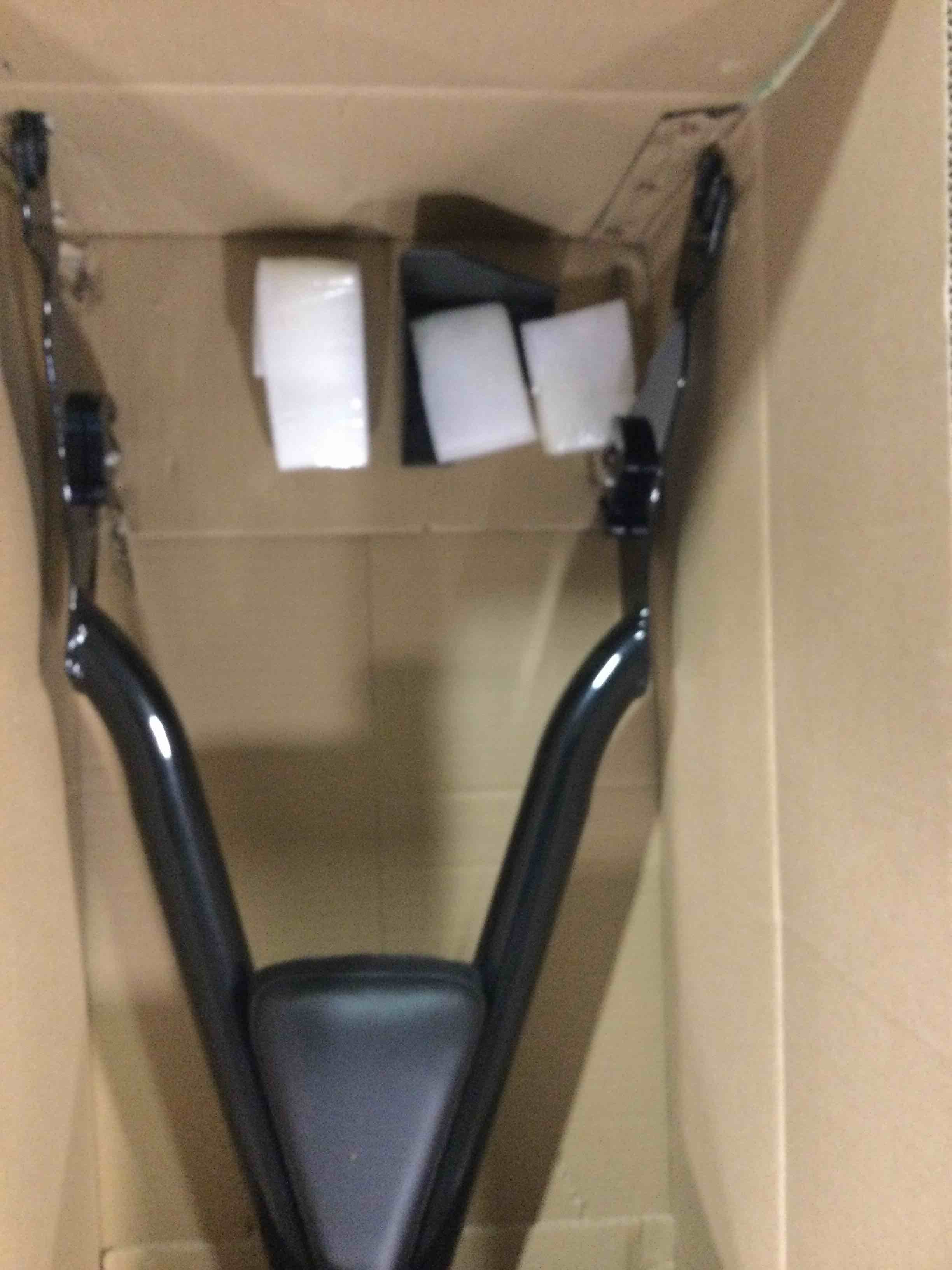 https://s3.amazonaws.com/lotting-images-prod/bidfta/PNK0508753_1730547772781.jpeg