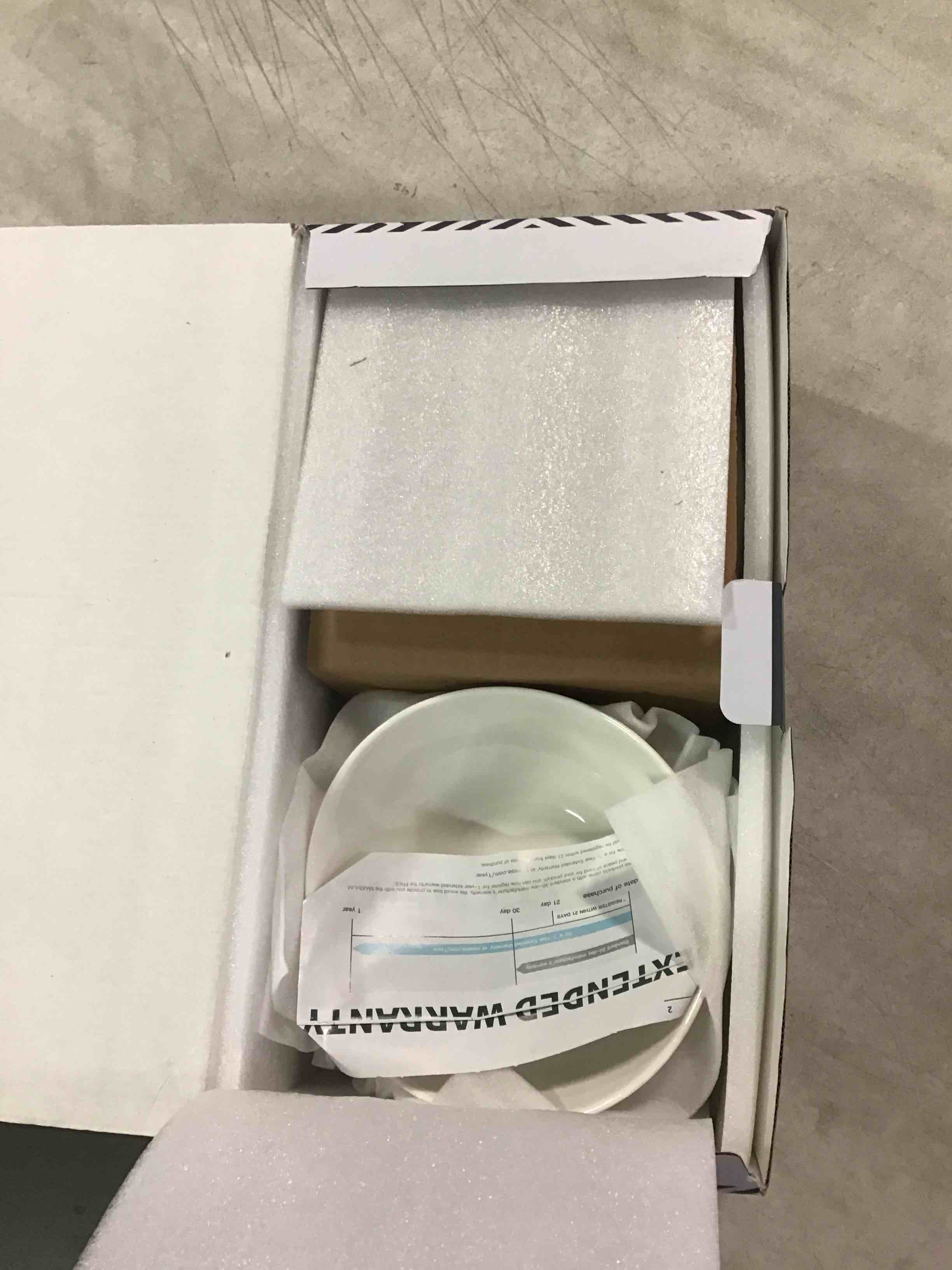 https://s3.amazonaws.com/lotting-images-prod/bidfta/PNK0508804_1730489817345.jpeg