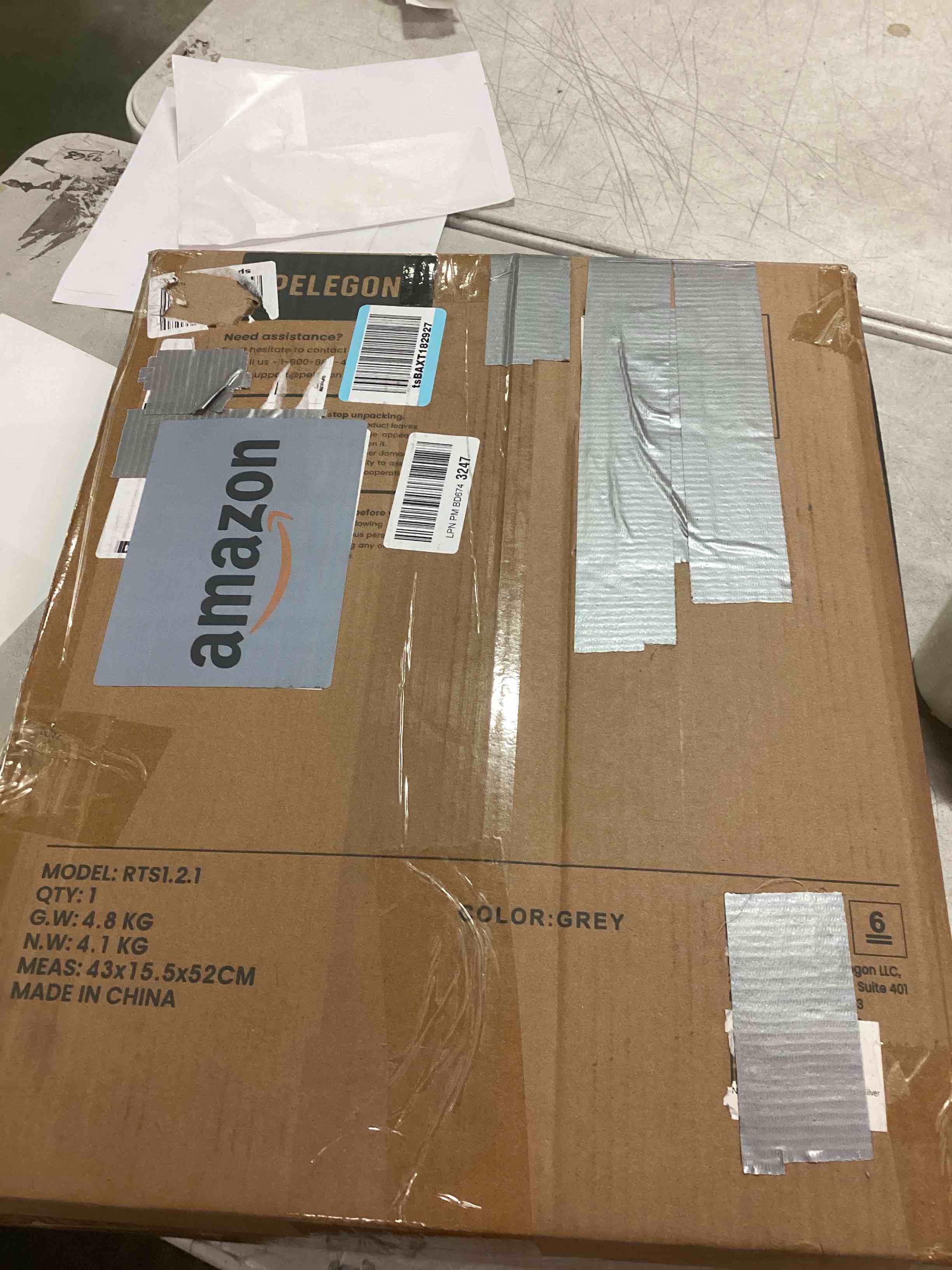 https://s3.amazonaws.com/lotting-images-prod/bidfta/PNK0509152_1730296619291.jpeg
