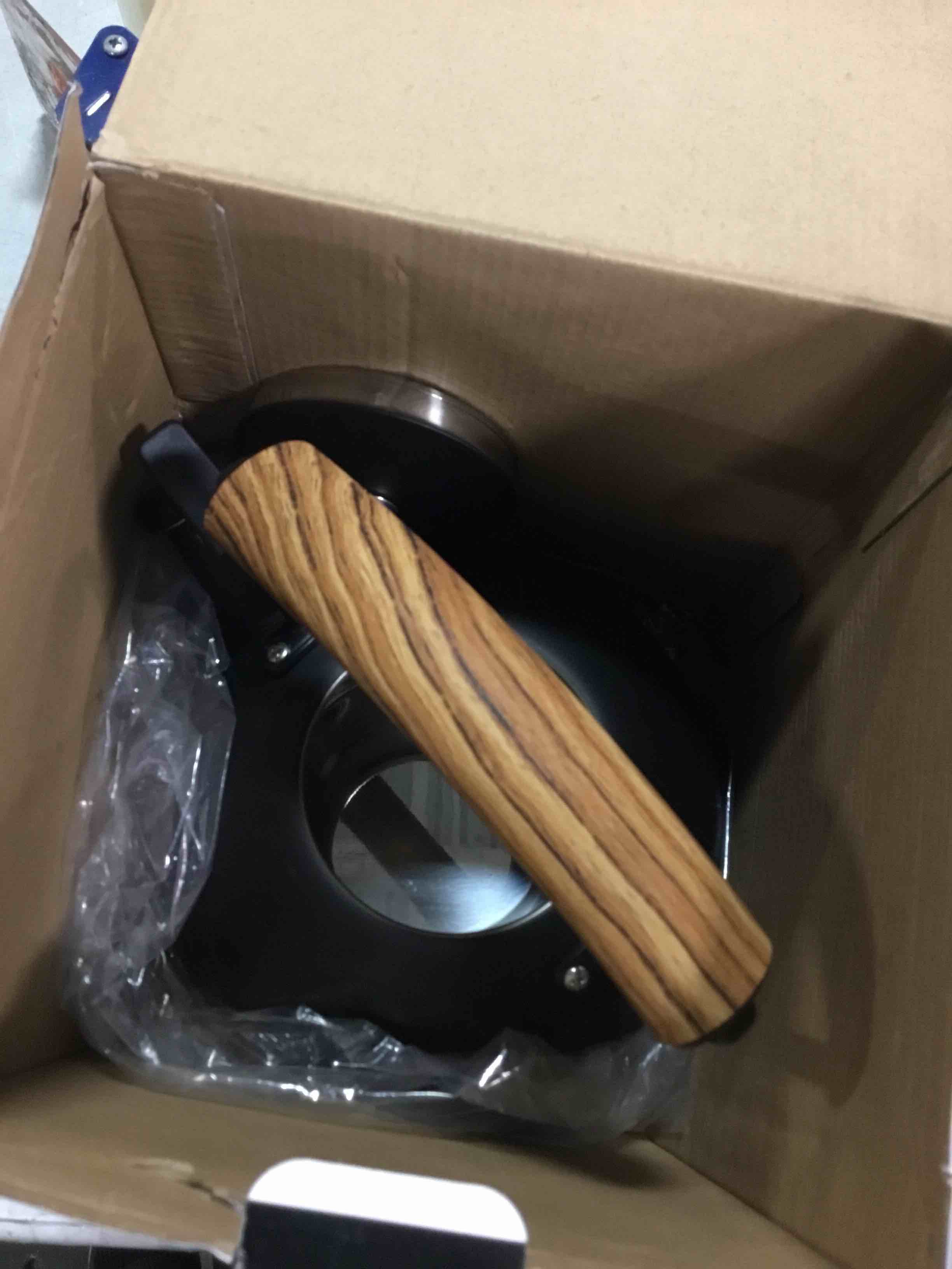 https://s3.amazonaws.com/lotting-images-prod/bidfta/PNK0509239_1730125865239.jpeg