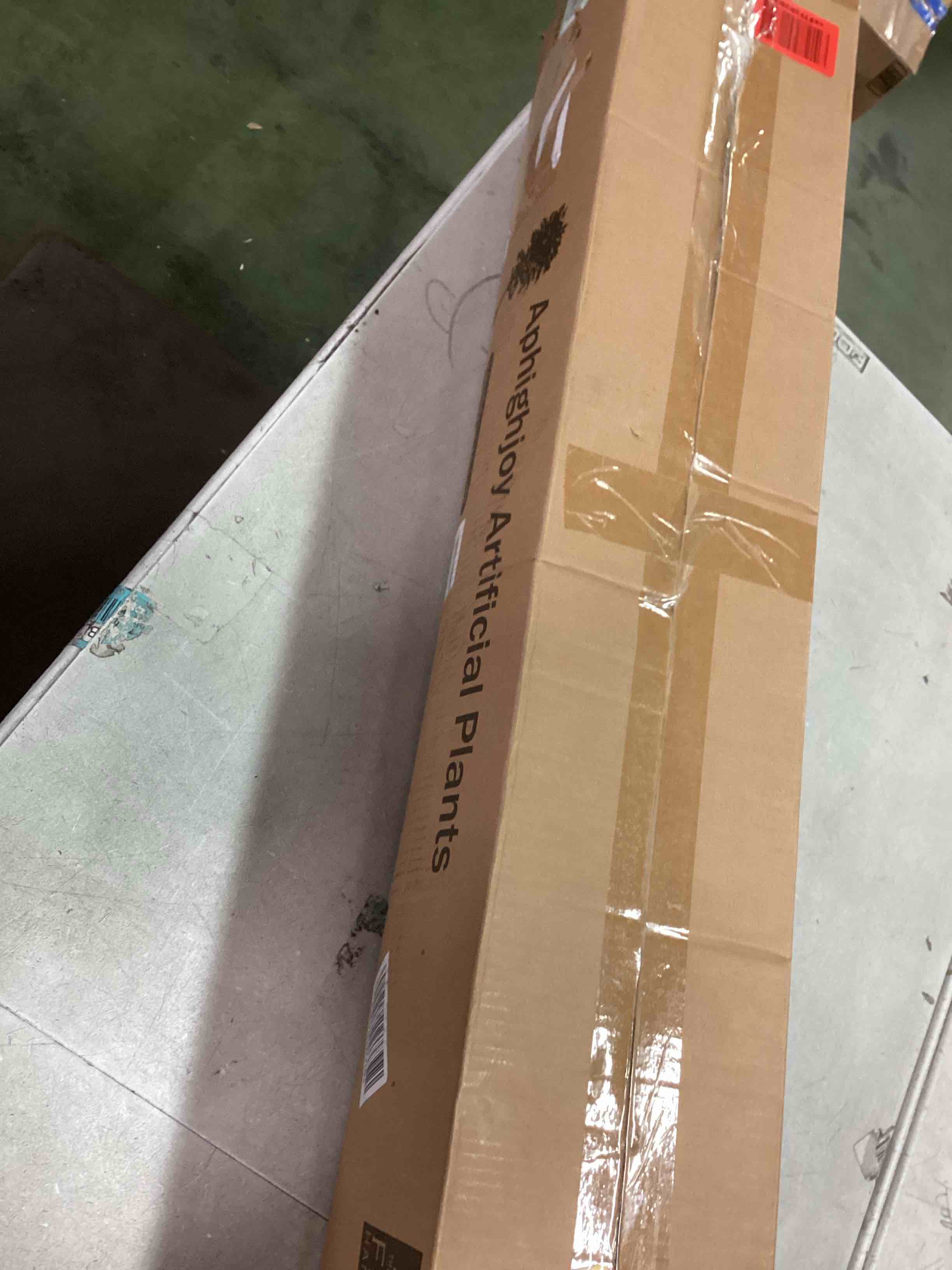 https://s3.amazonaws.com/lotting-images-prod/bidfta/PNK0509596_1729777823127.jpeg