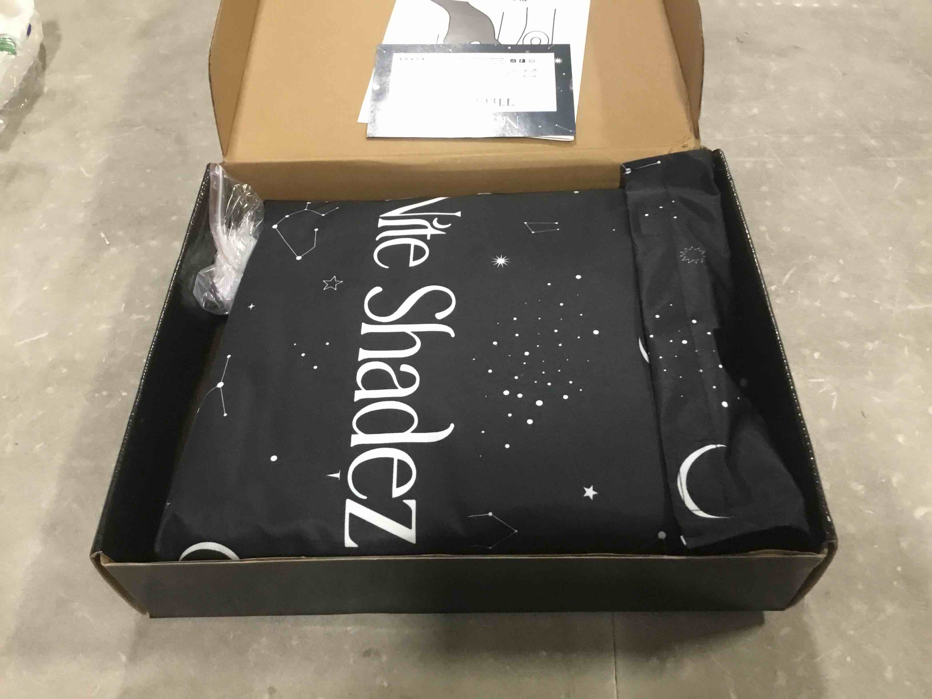 https://s3.amazonaws.com/lotting-images-prod/bidfta/PNK0511314_1729885176606.jpeg