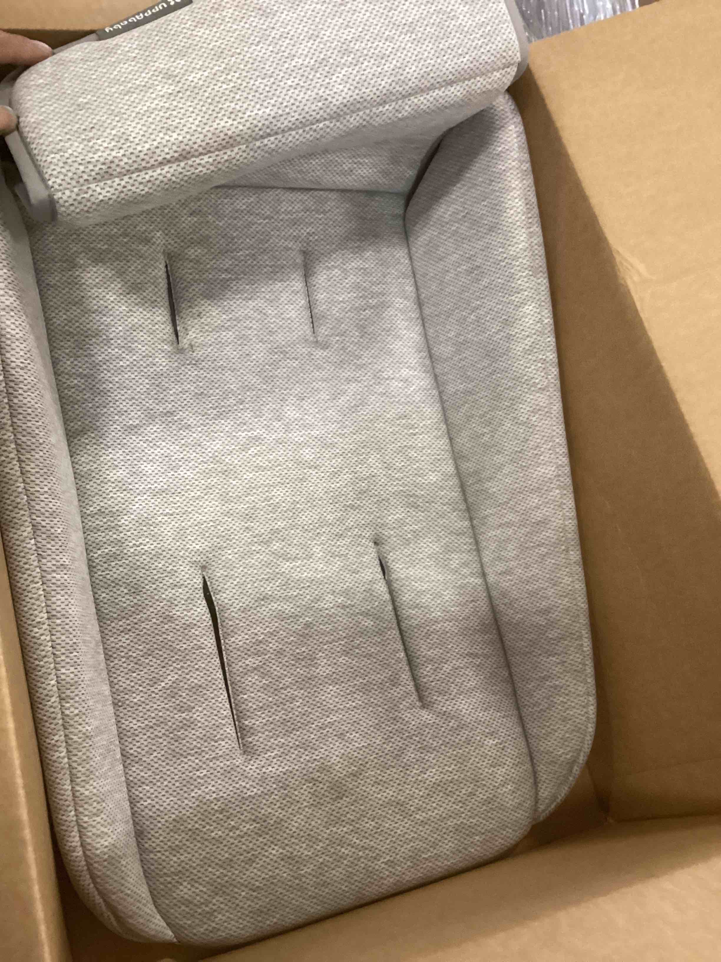https://s3.amazonaws.com/lotting-images-prod/bidfta/PNK0512235_1730215914124.jpeg